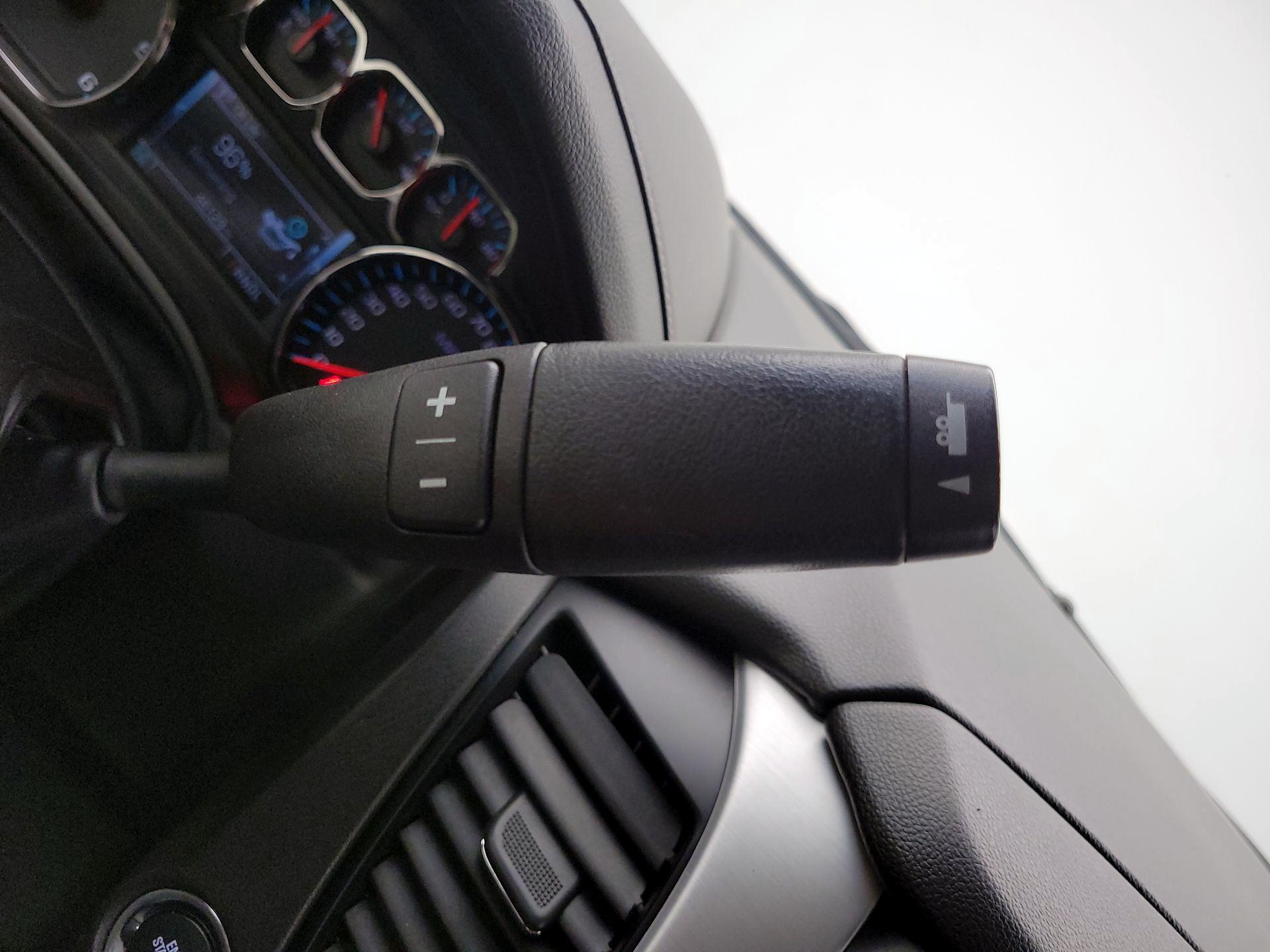 Thumbnail: 2019 GMC Yukon - 18