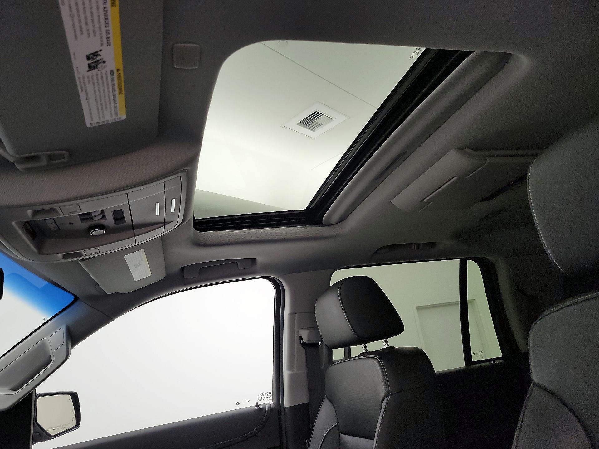 Thumbnail: 2019 GMC Yukon - 20