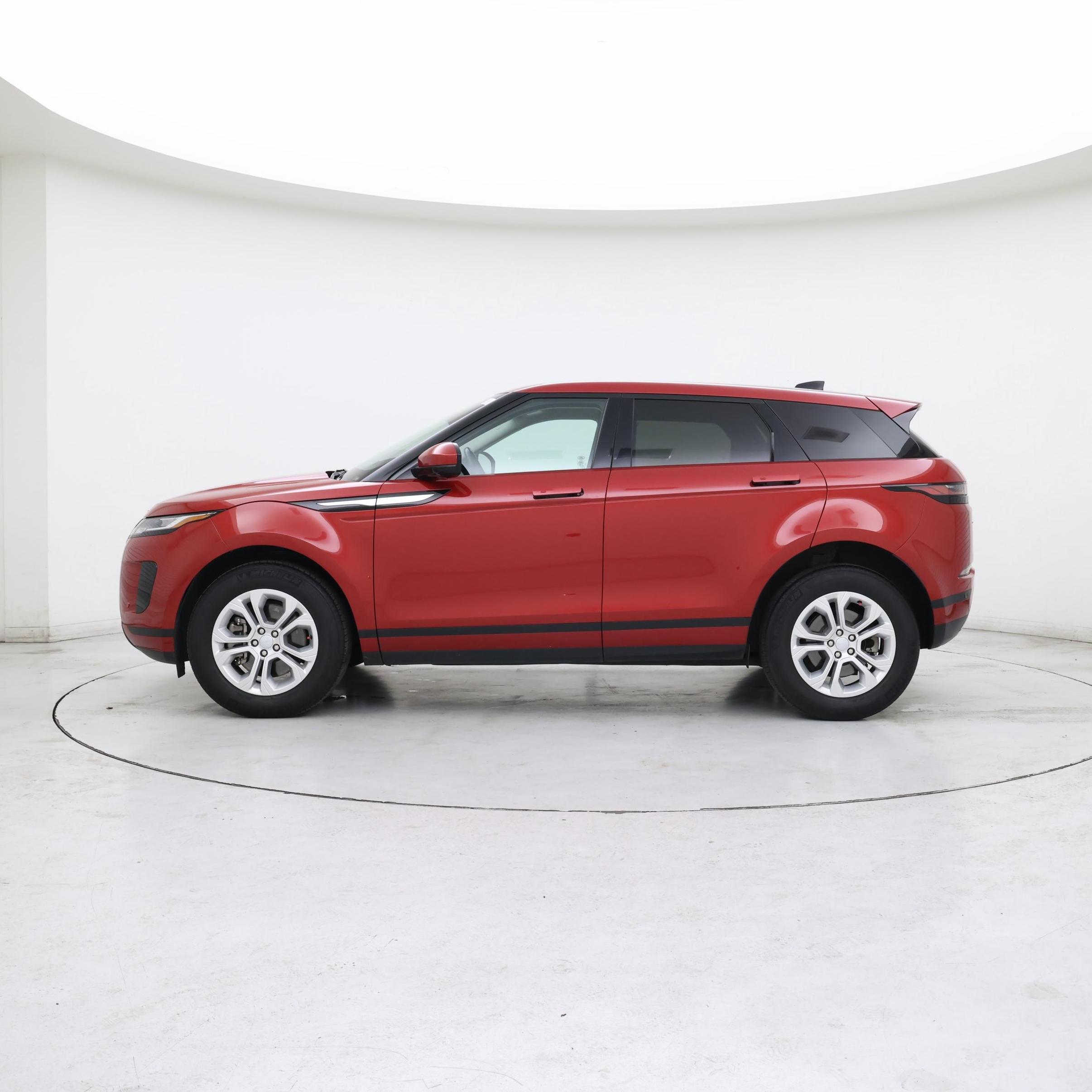 Thumbnail: 2022 Land Rover Range Rover Evoque - 3