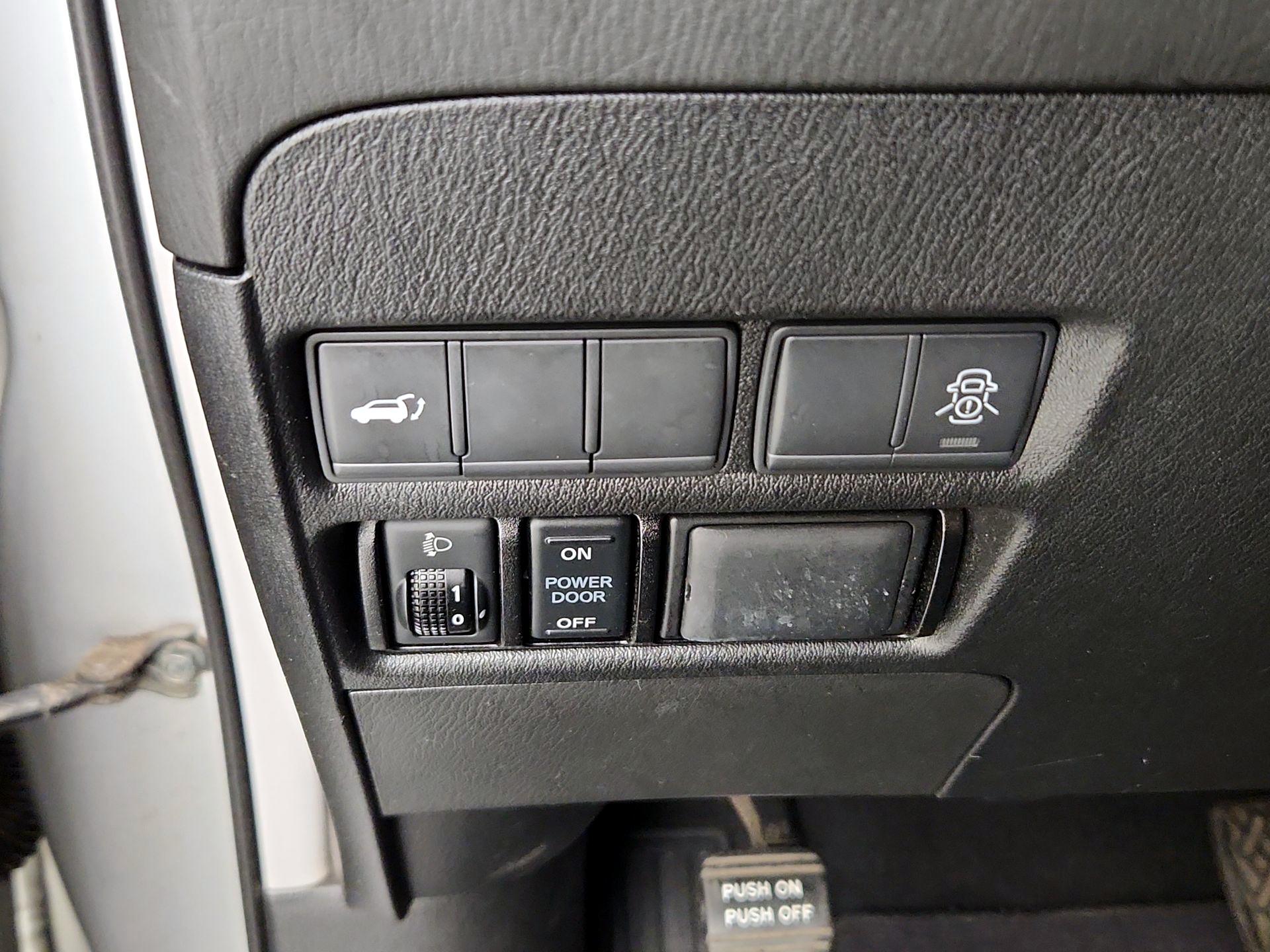 Thumbnail: 2019 Nissan Armada - 11