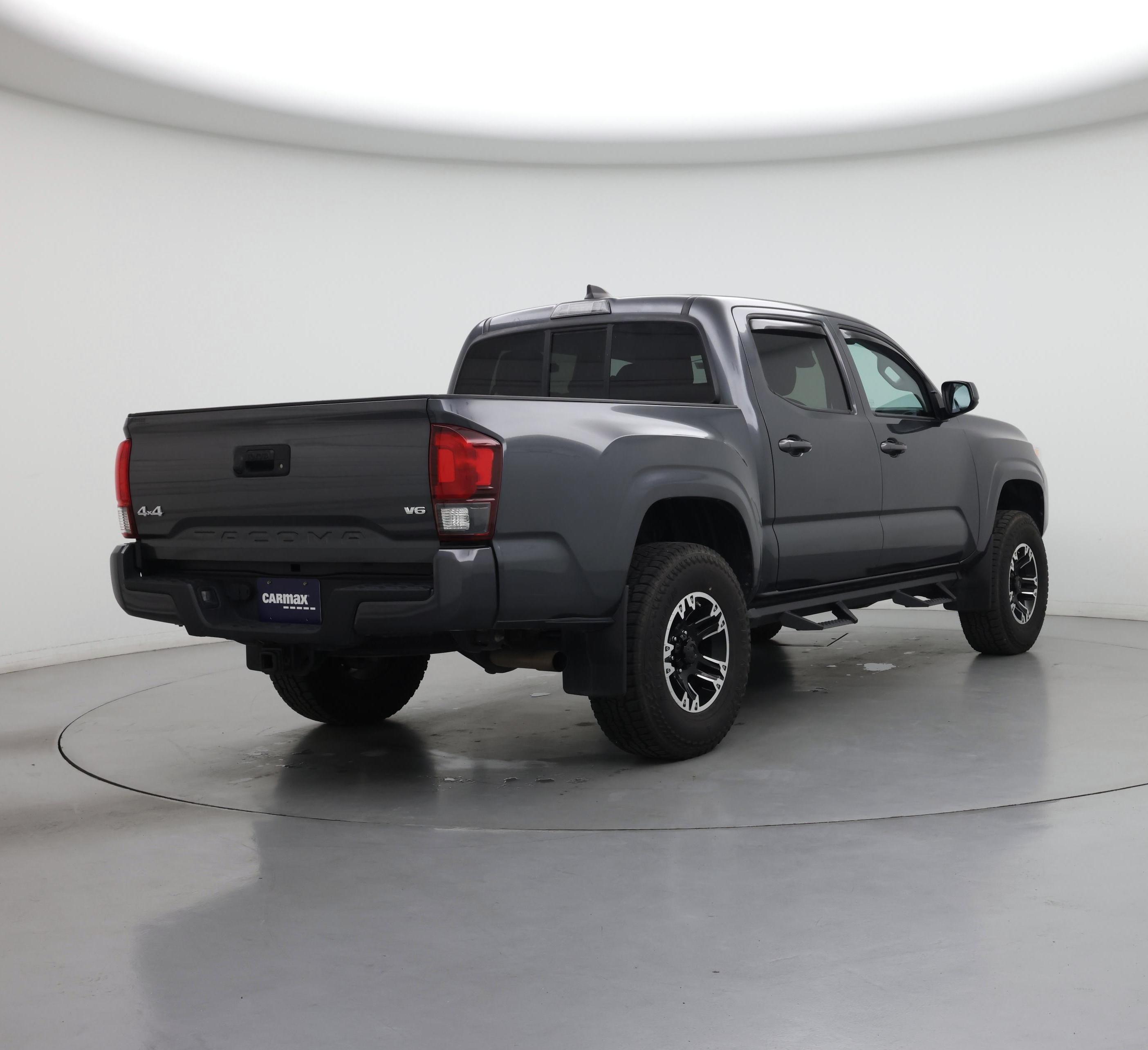 Thumbnail: 2020 Toyota Tacoma - 8