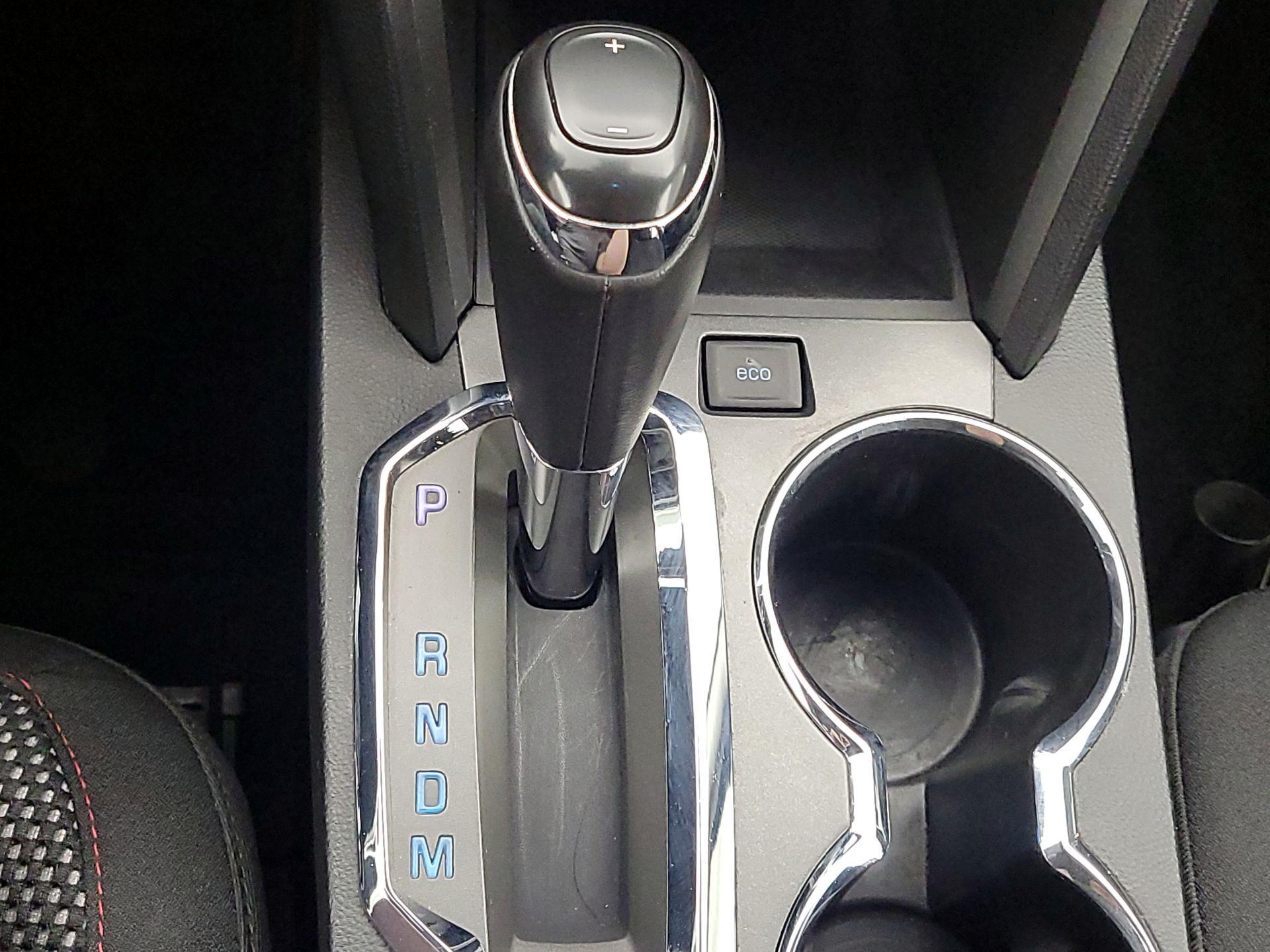 Thumbnail: 2016 Chevrolet Equinox - 16