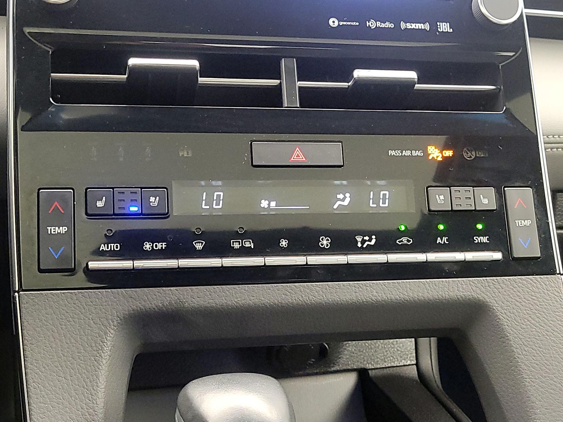 Thumbnail: 2021 Toyota Avalon - 17
