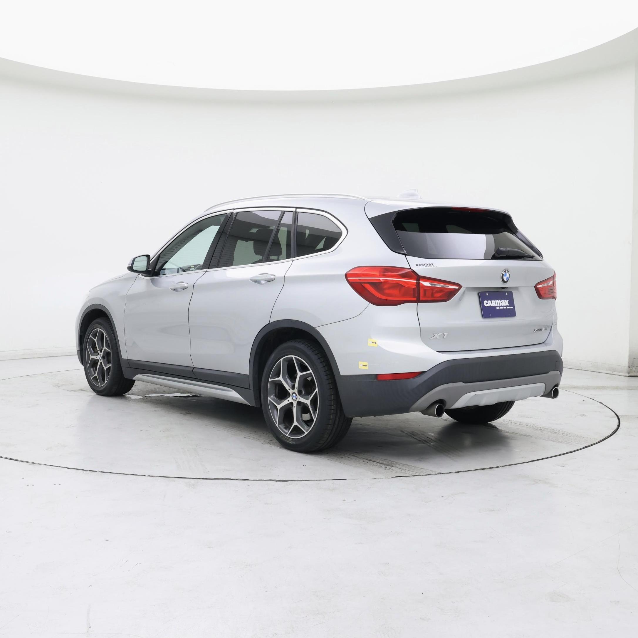 Thumbnail: 2018 BMW X1 - 2