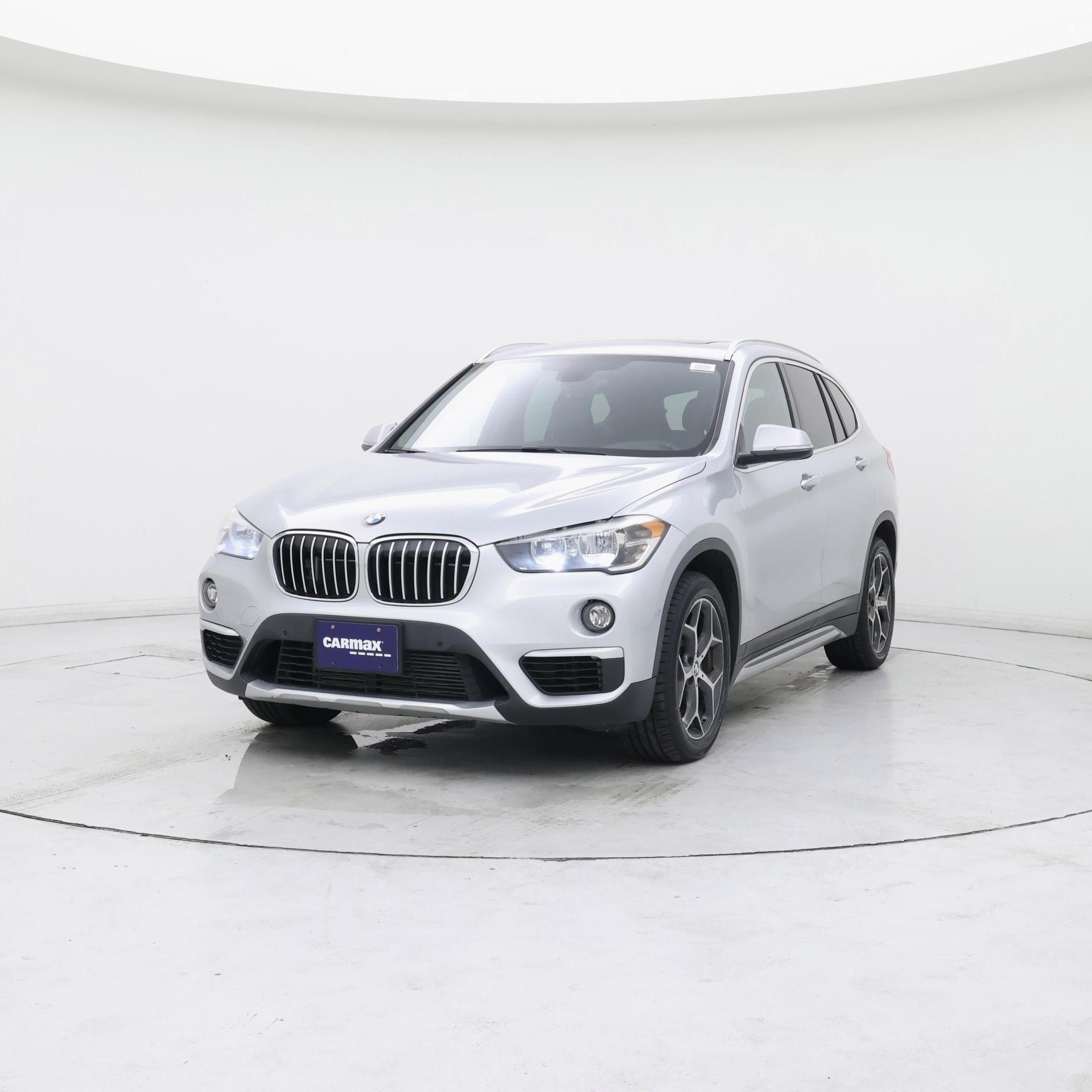 Thumbnail: 2018 BMW X1 - 4