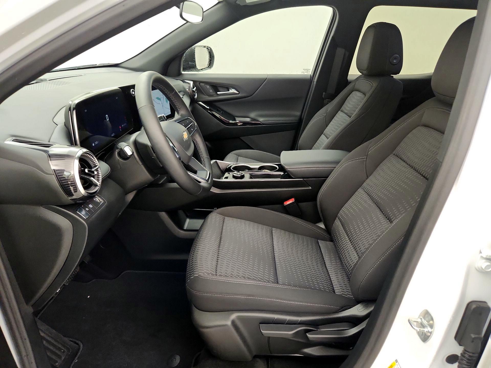 Thumbnail: 2026 Chevrolet Equinox - 11