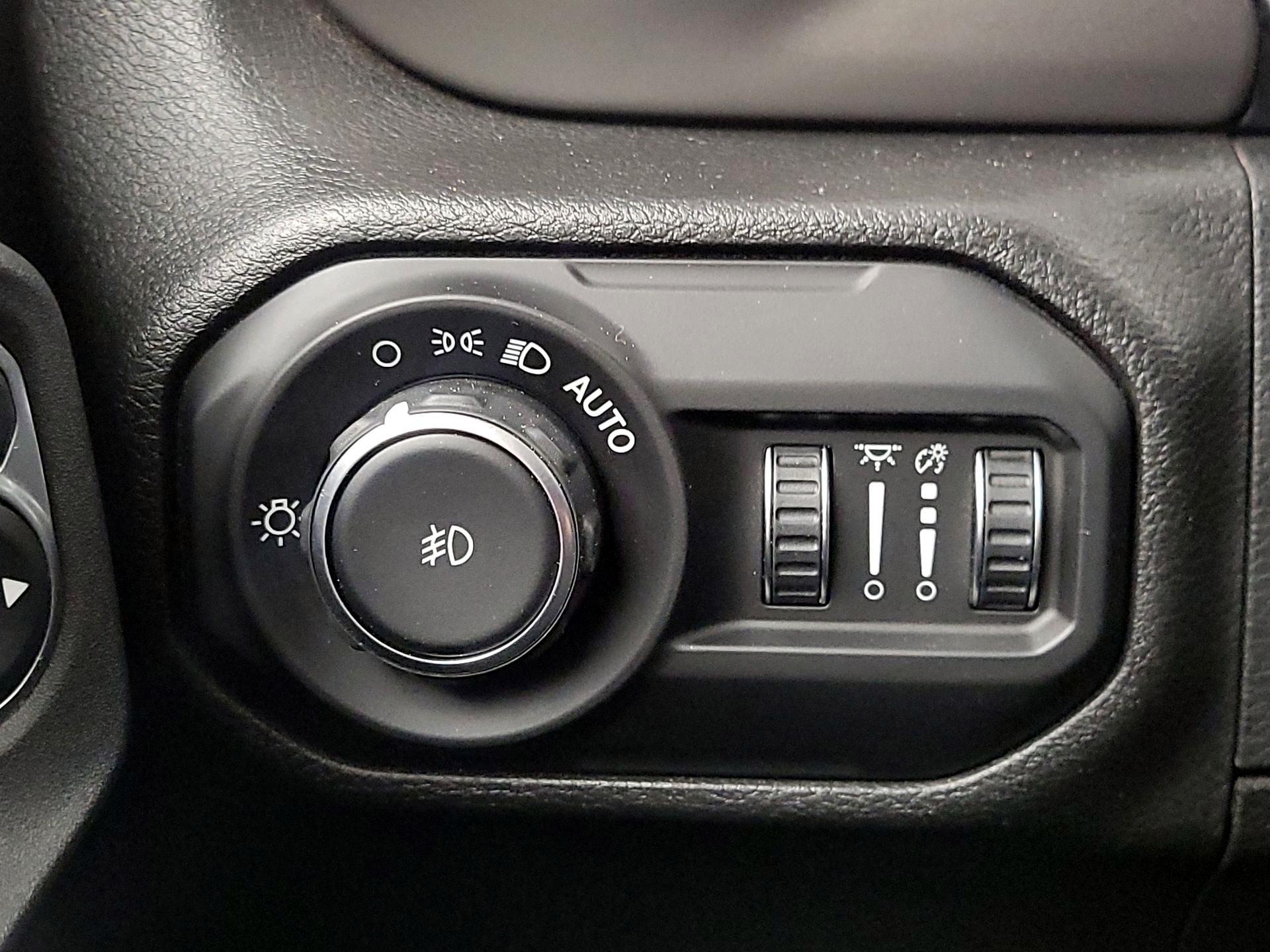 Thumbnail: 2021 Jeep Wrangler - 13