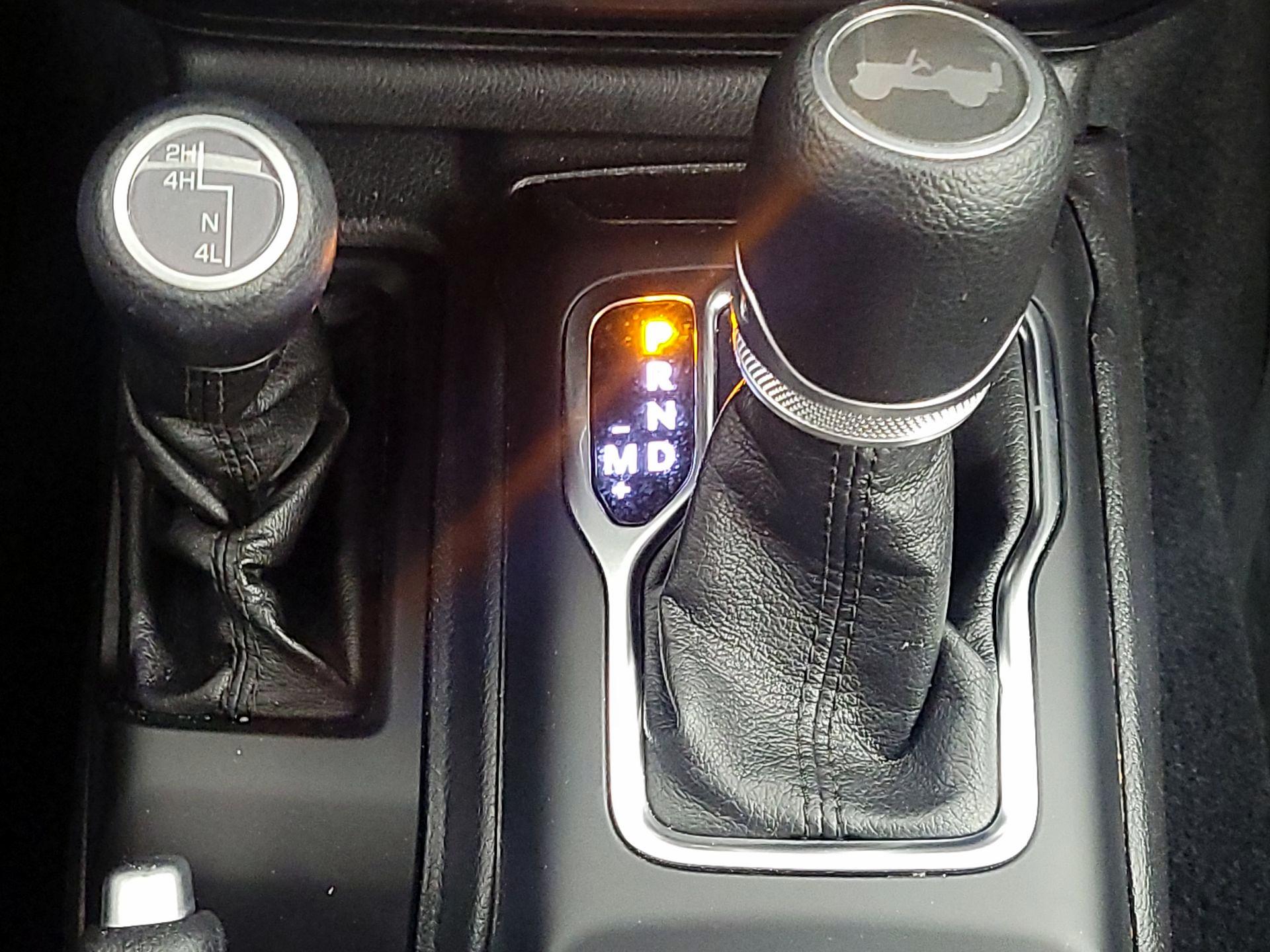 Thumbnail: 2021 Jeep Wrangler - 18