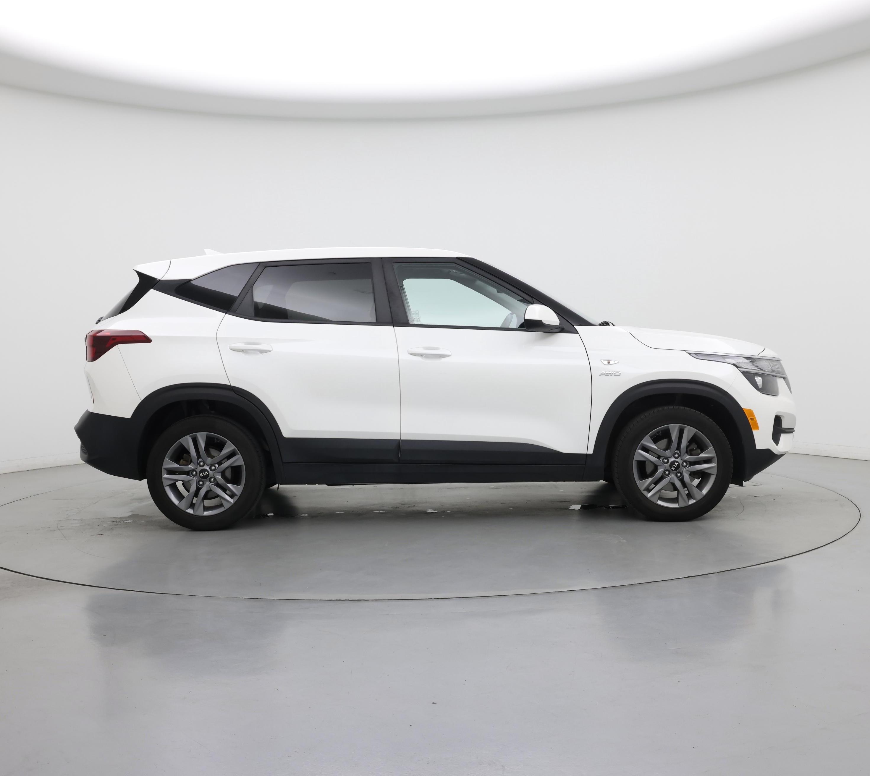 Thumbnail: 2021 Kia Seltos - 7