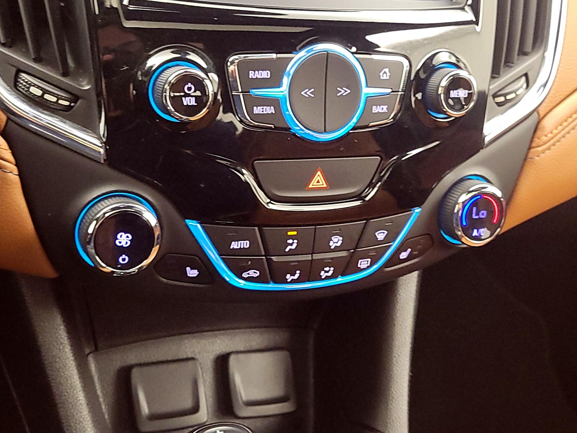 Thumbnail: 2016 Chevrolet Cruze - 17