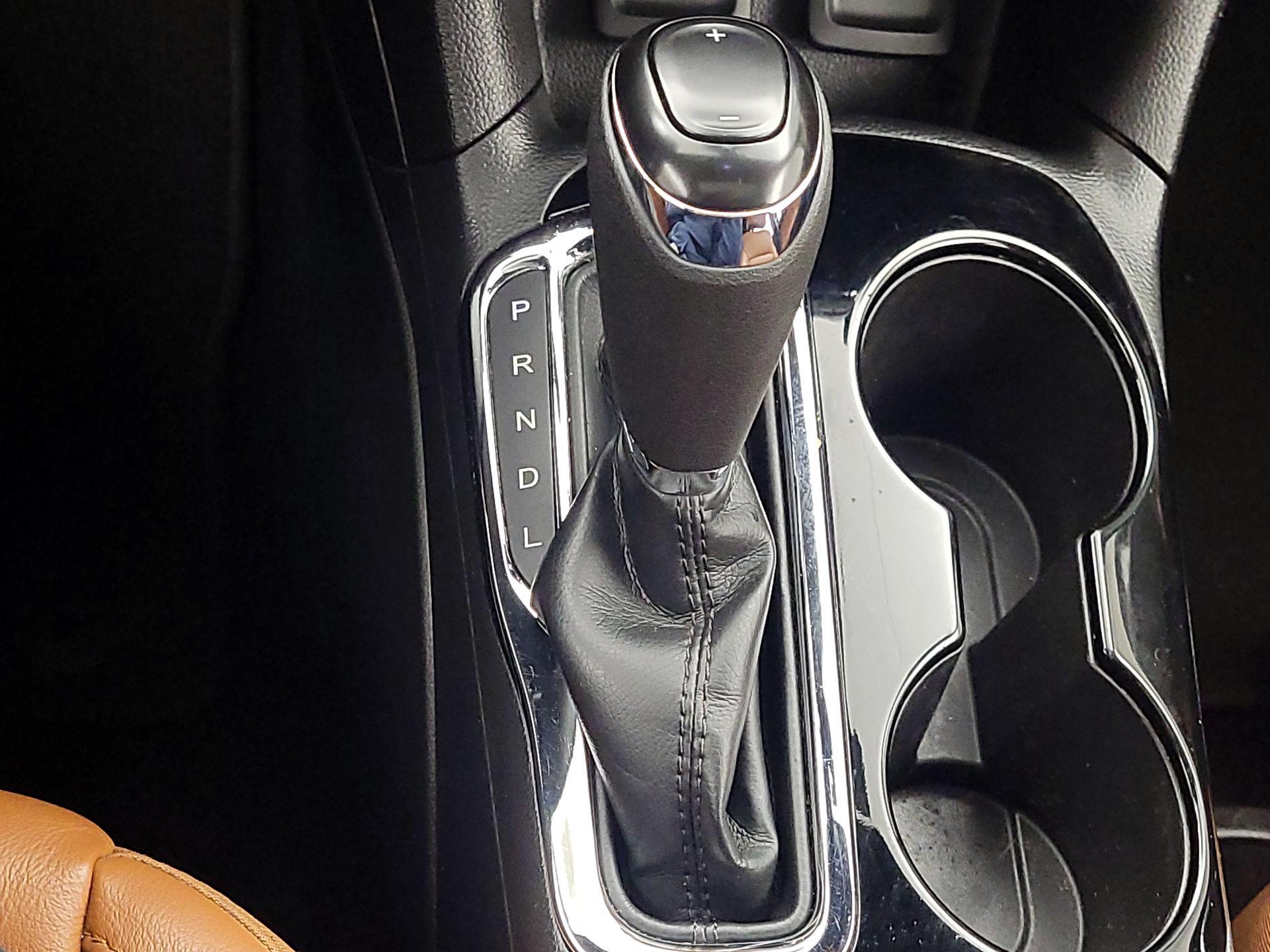 Thumbnail: 2016 Chevrolet Cruze - 18