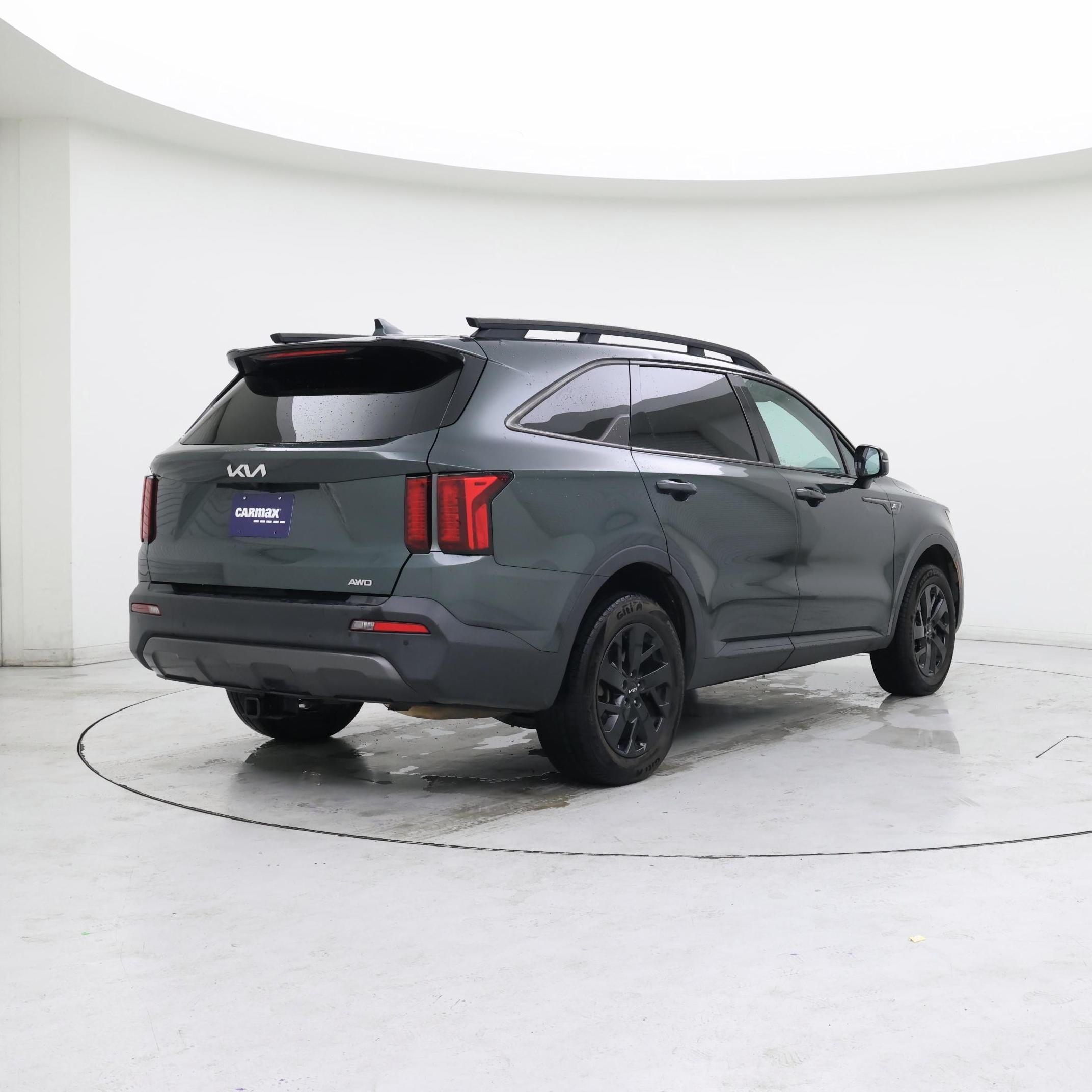 Thumbnail: 2022 Kia Sorento - 8