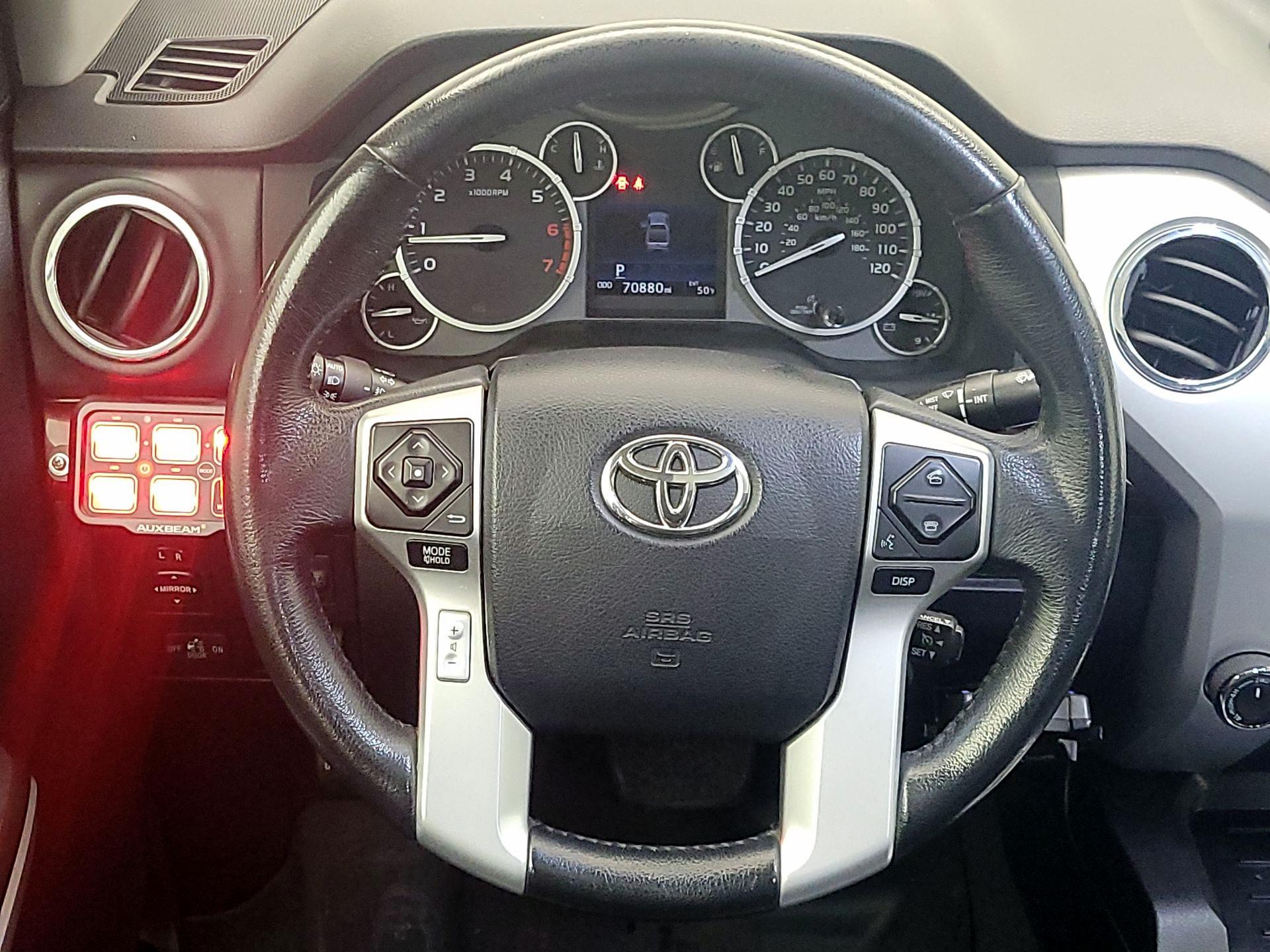 Thumbnail: 2015 Toyota Tundra - 10