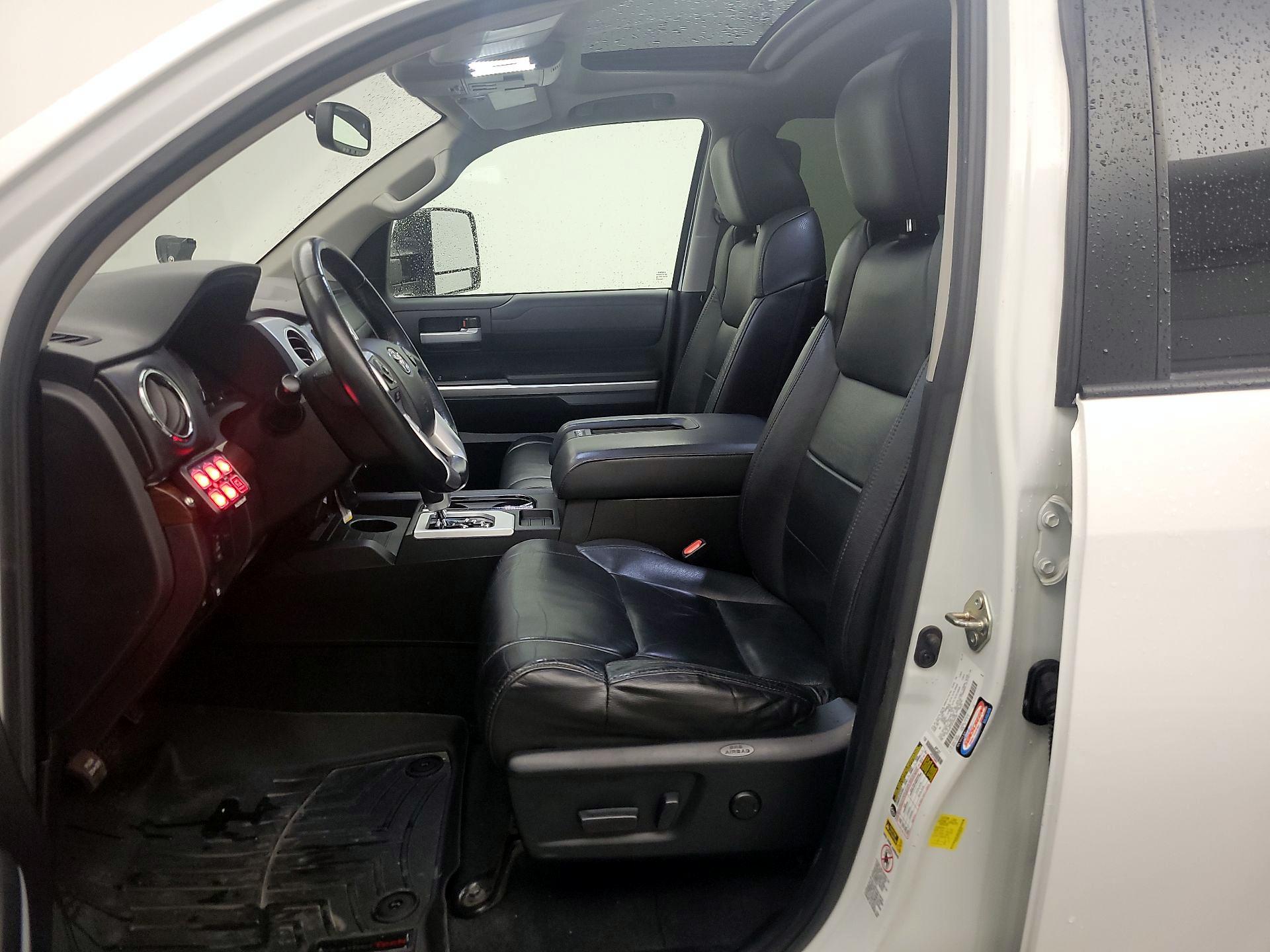 Thumbnail: 2015 Toyota Tundra - 11