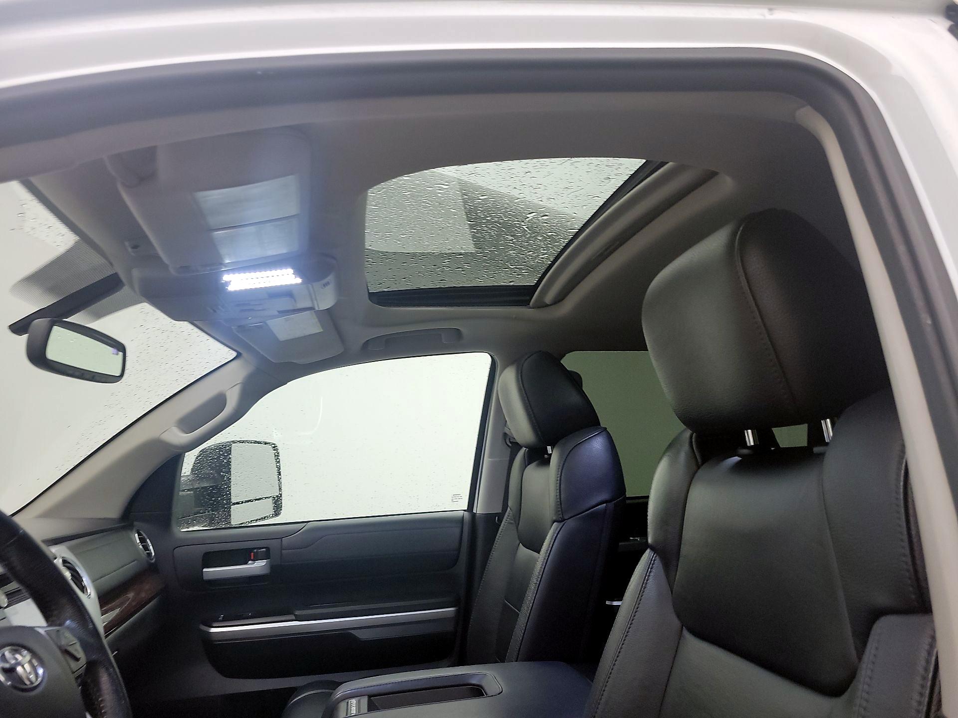 Thumbnail: 2015 Toyota Tundra - 20