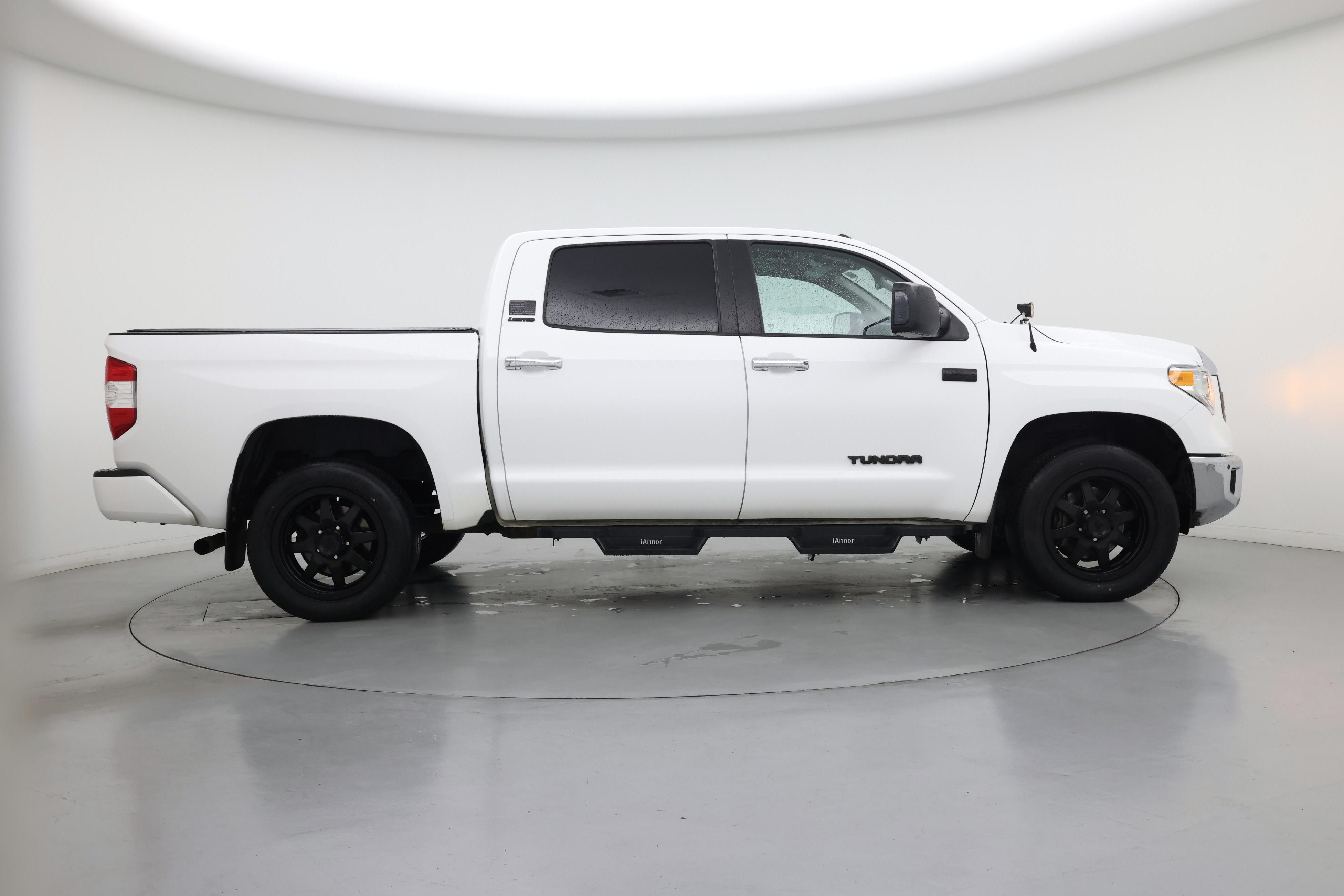 Thumbnail: 2015 Toyota Tundra - 7