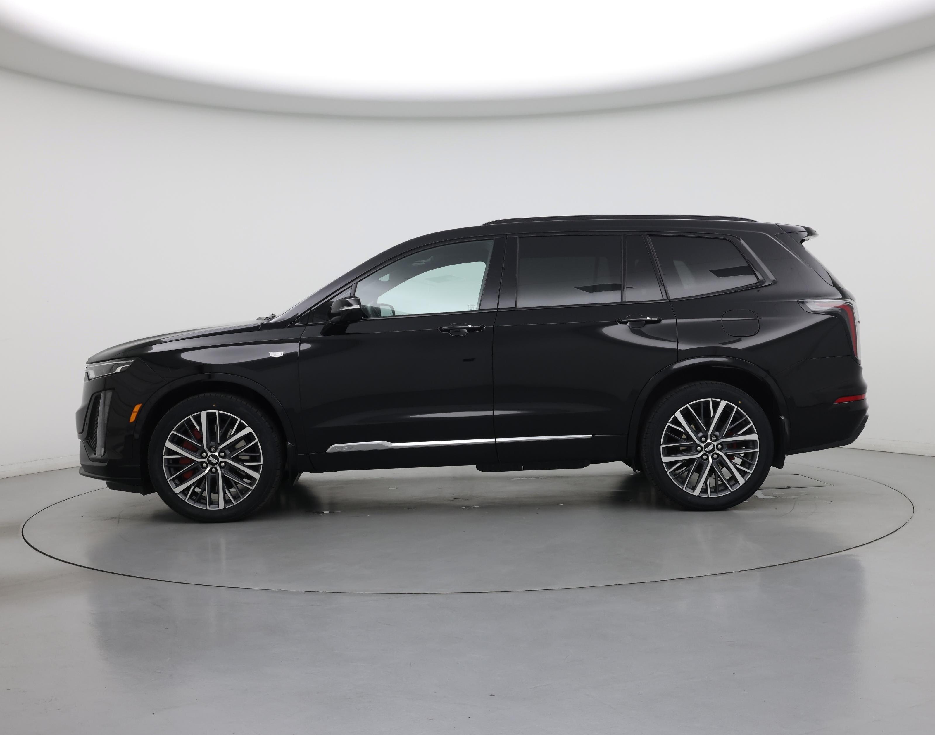 Thumbnail: 2024 Cadillac XT6 - 3
