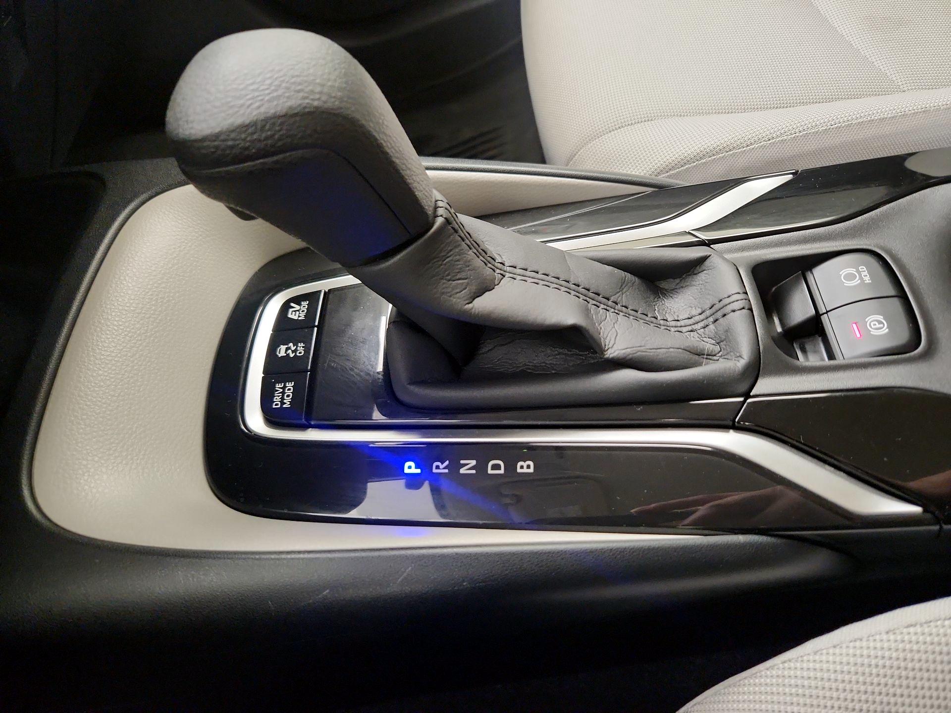 Thumbnail: 2021 Toyota Corolla - 17