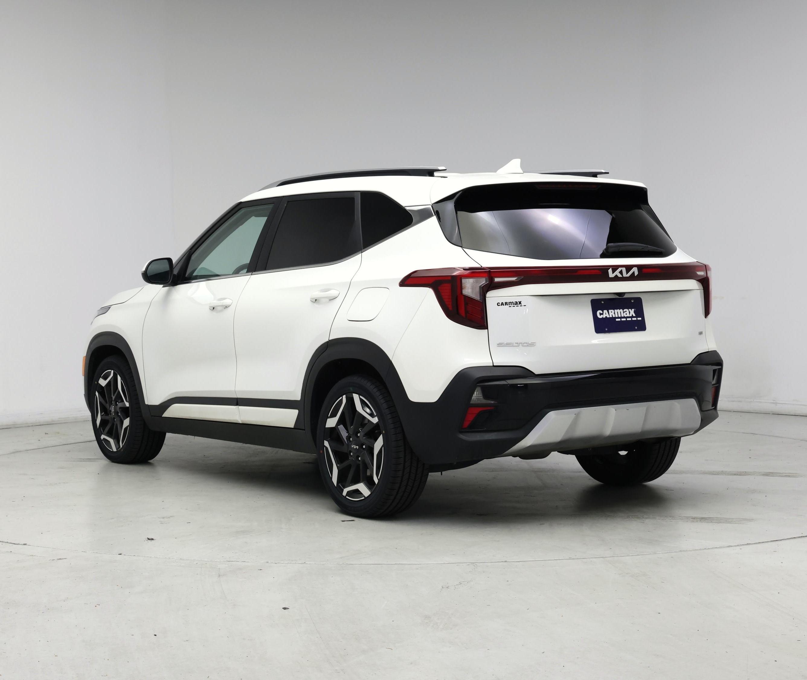 Thumbnail: 2024 Kia Seltos - 2