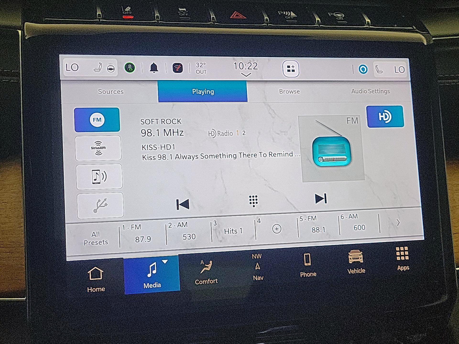 Thumbnail: 2021 Jeep Grand Cherokee L - 16