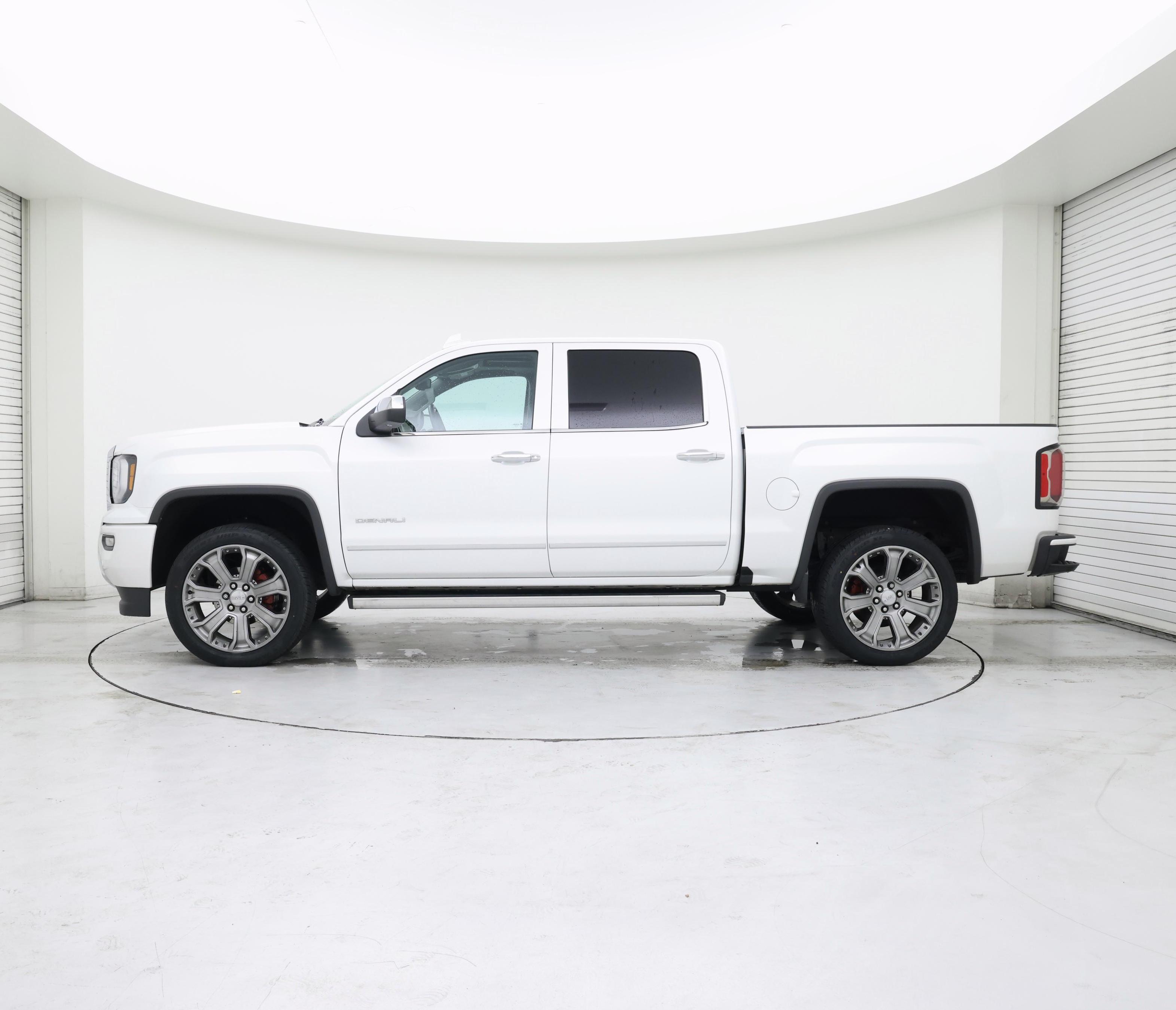 Thumbnail: 2018 GMC Sierra 1500 - 3