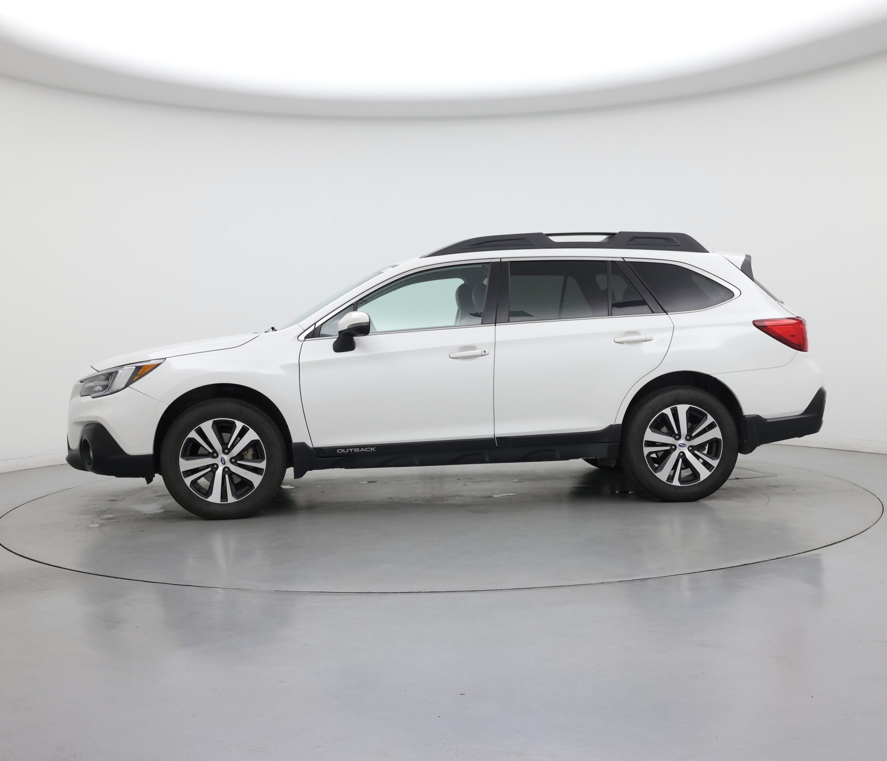 Thumbnail: 2019 Subaru Outback - 3
