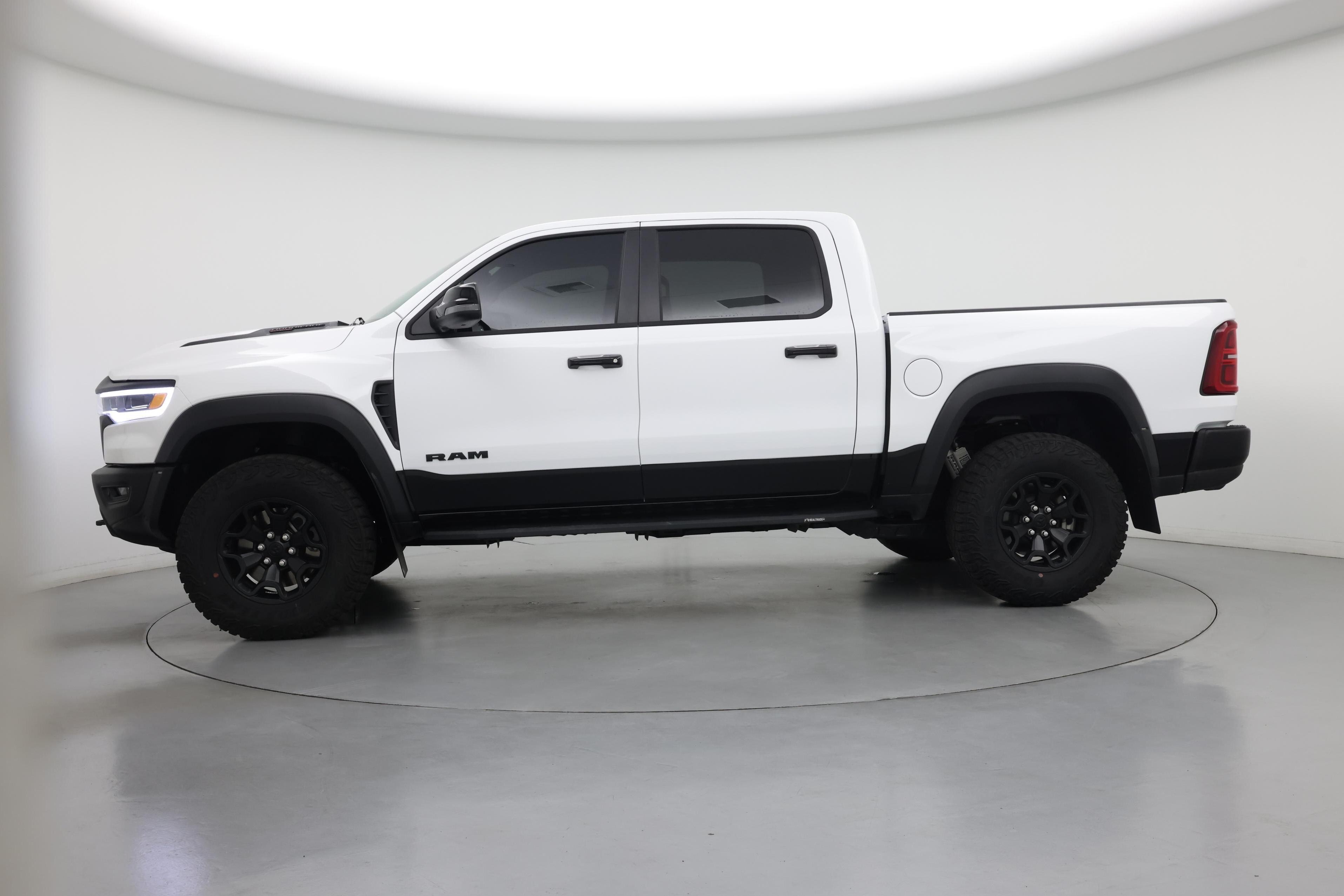 Thumbnail: 2026 RAM 1500 - 3