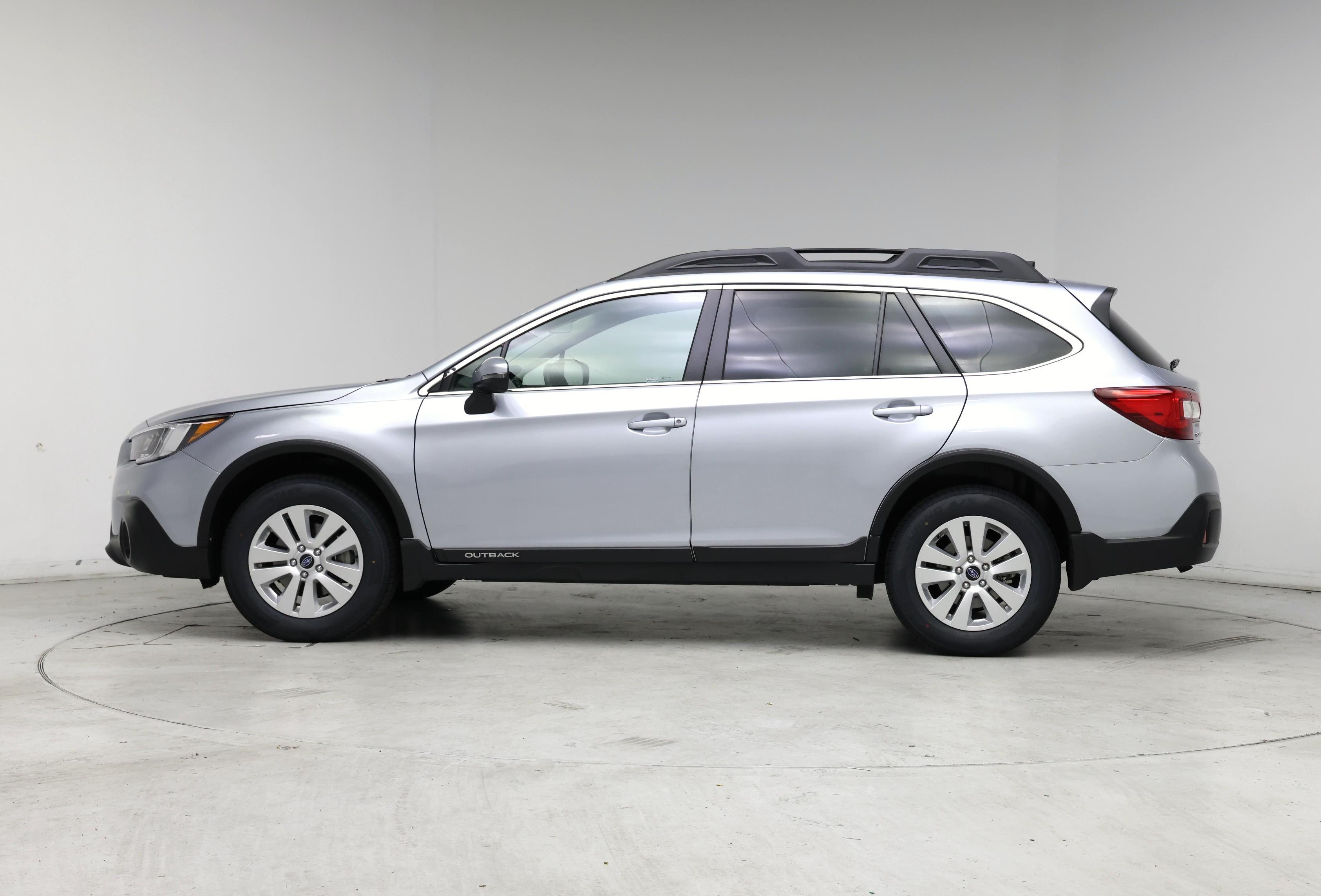 Thumbnail: 2019 Subaru Outback - 3