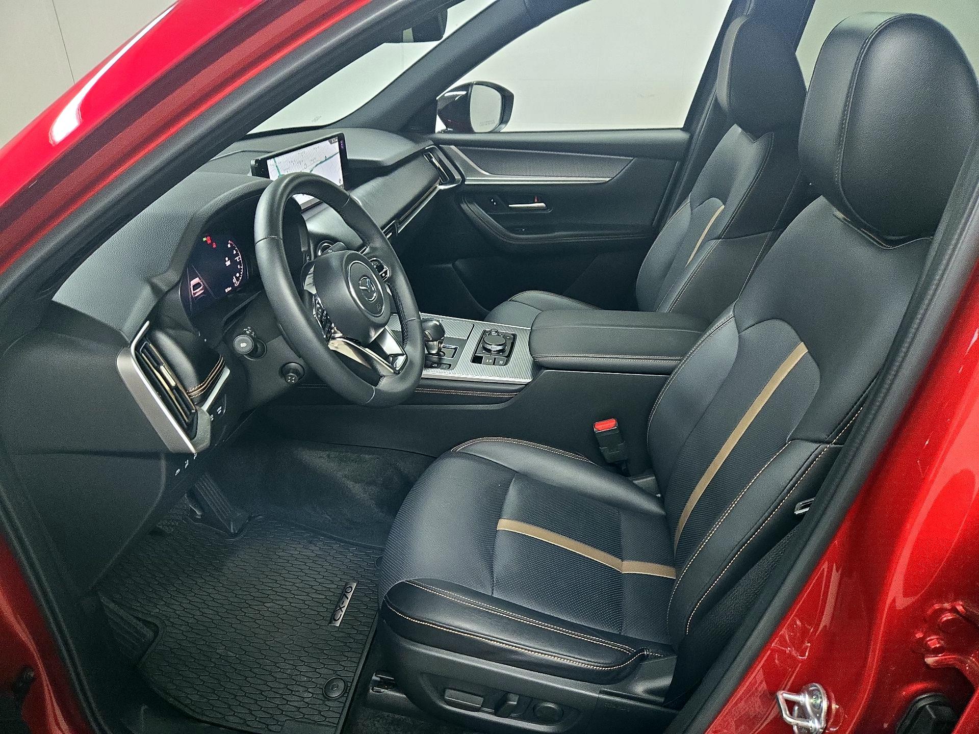 Thumbnail: 2025 Mazda CX-70 - 11