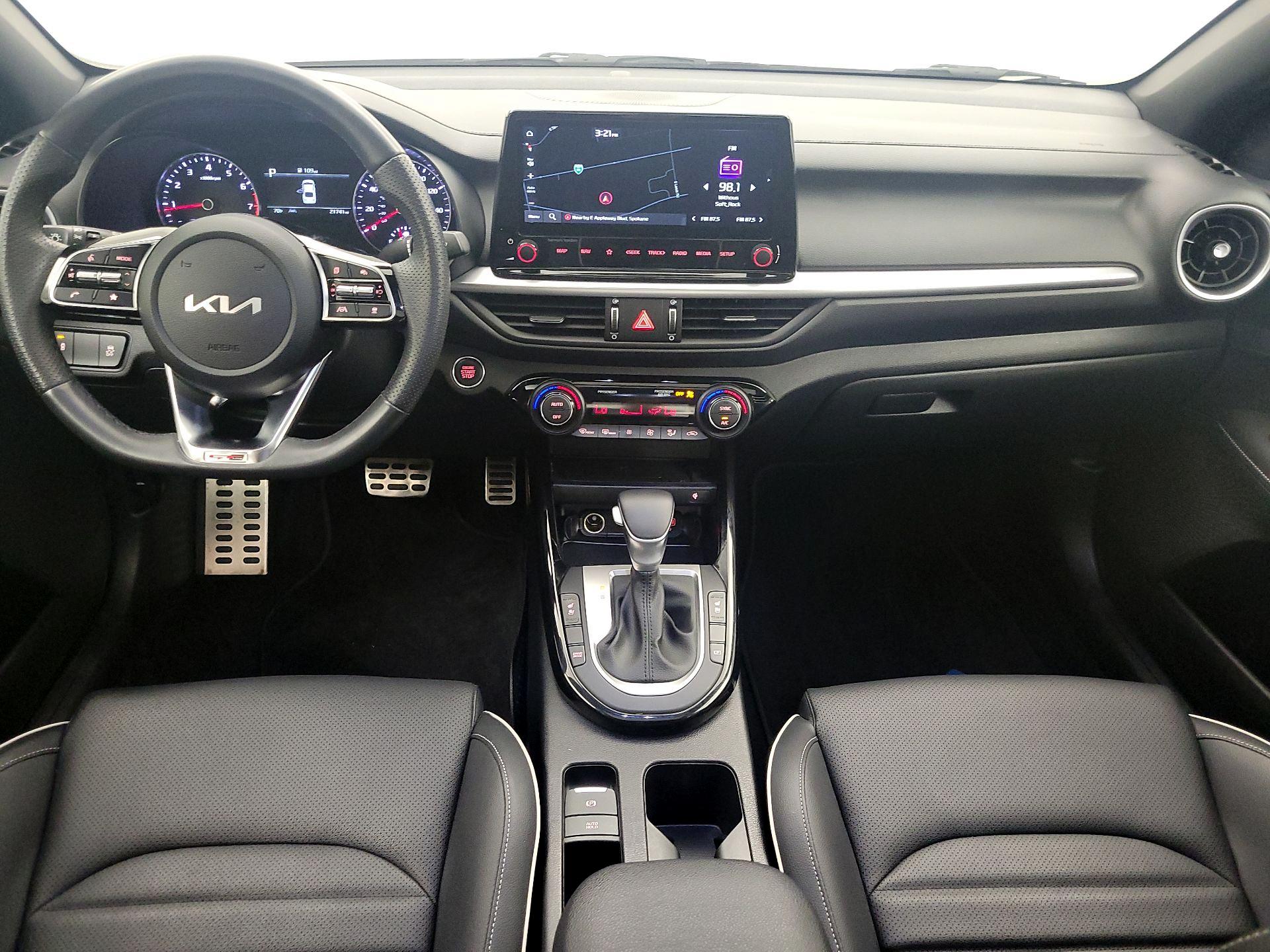 Thumbnail: 2023 Kia Forte - 9