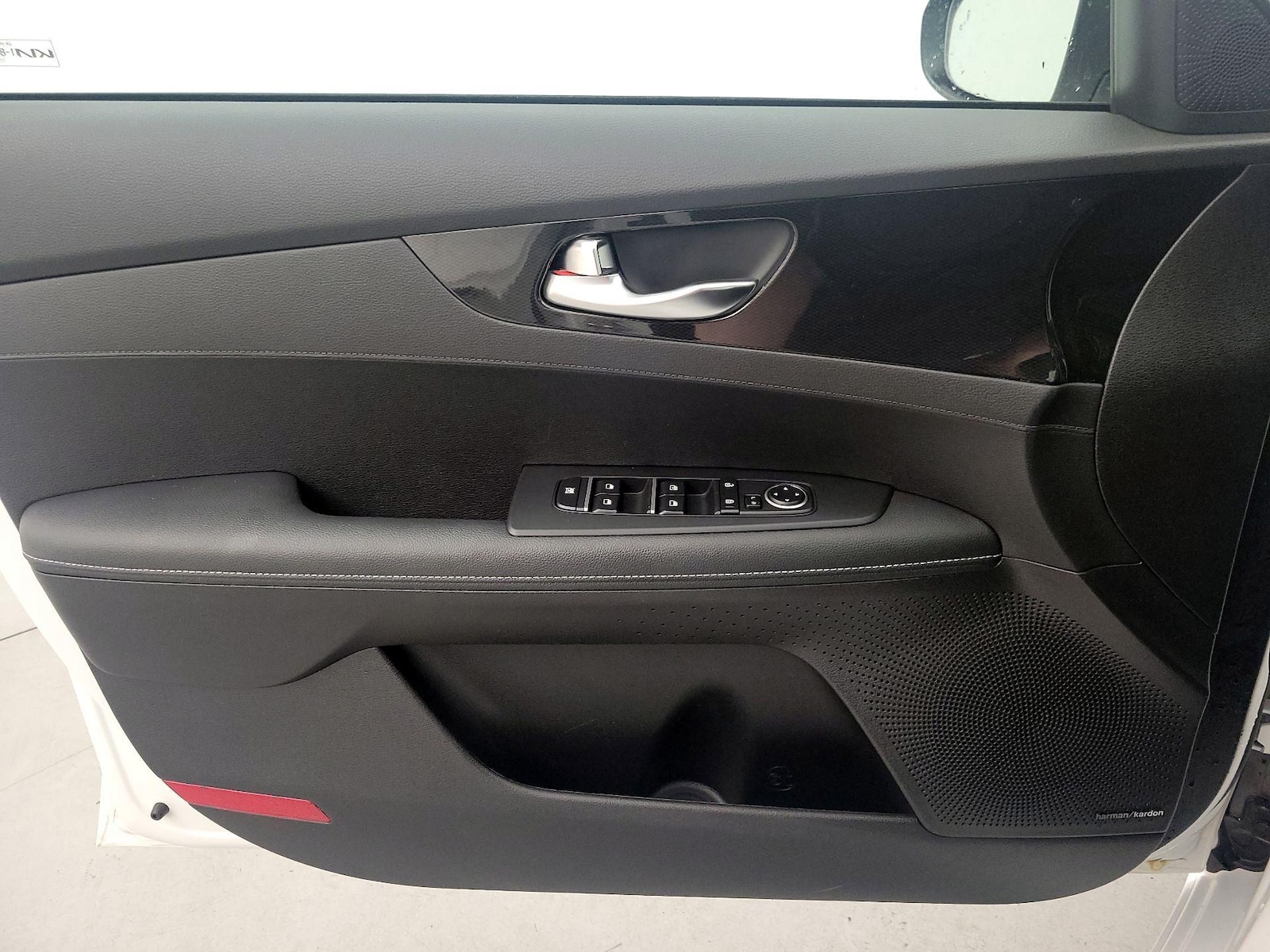 2023 Kia Forte GT-Line - Photo 13