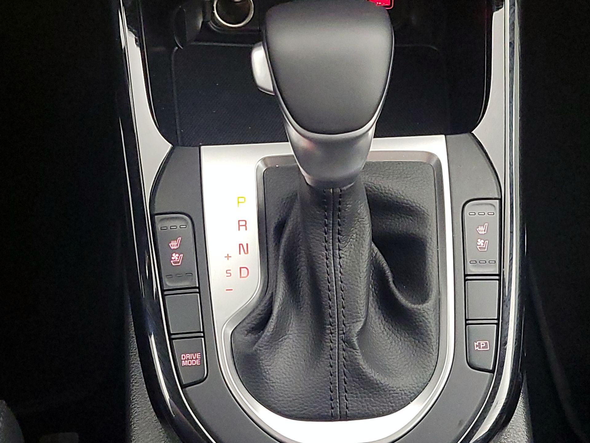 Thumbnail: 2023 Kia Forte - 18