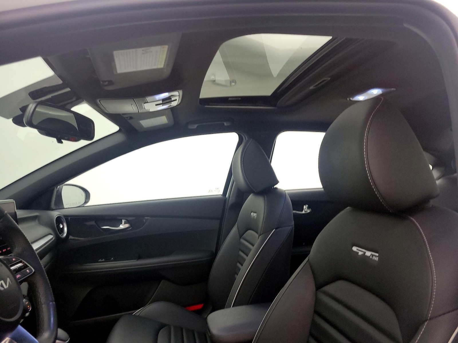2023 Kia Forte GT-Line - Photo 21