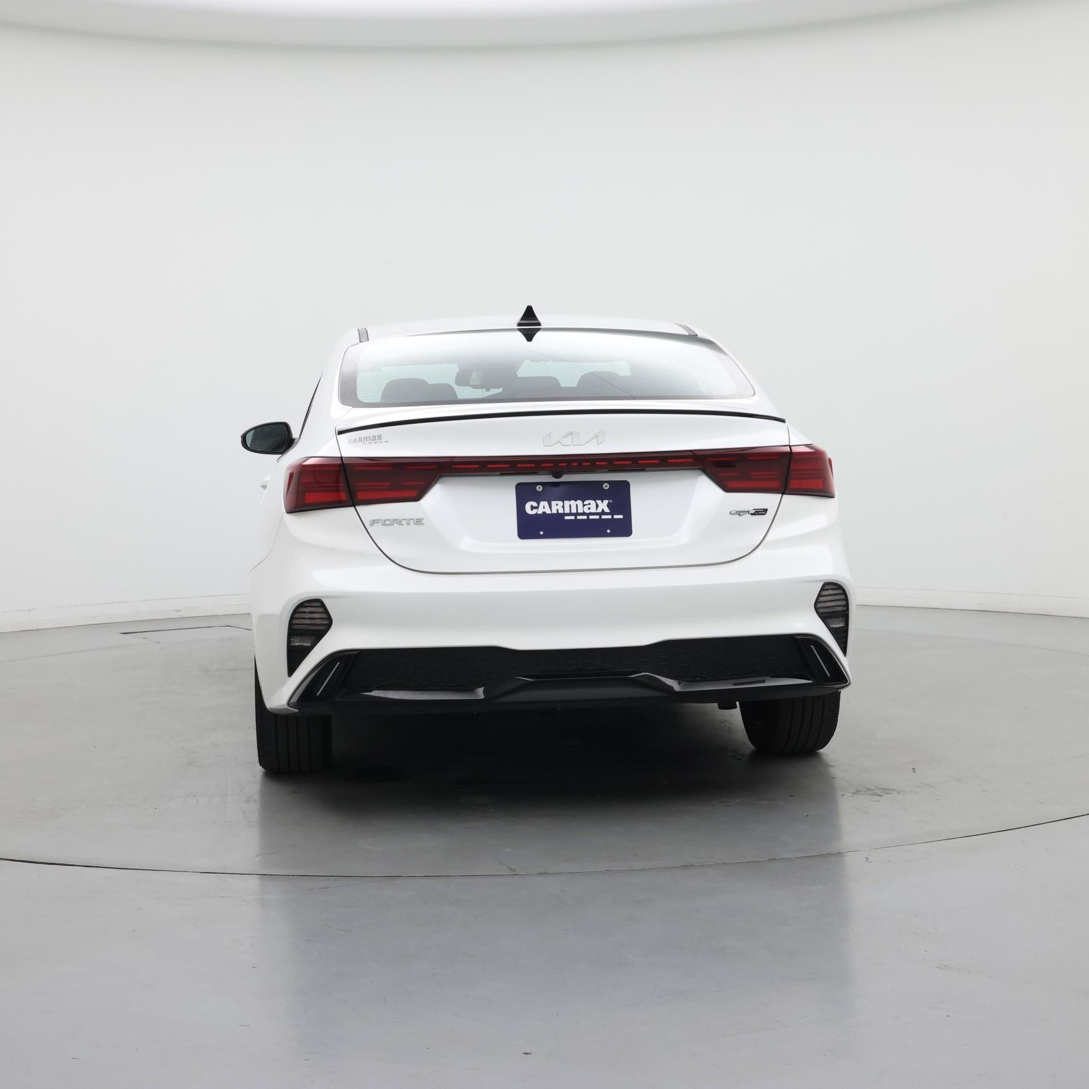 Thumbnail: 2023 Kia Forte - 6