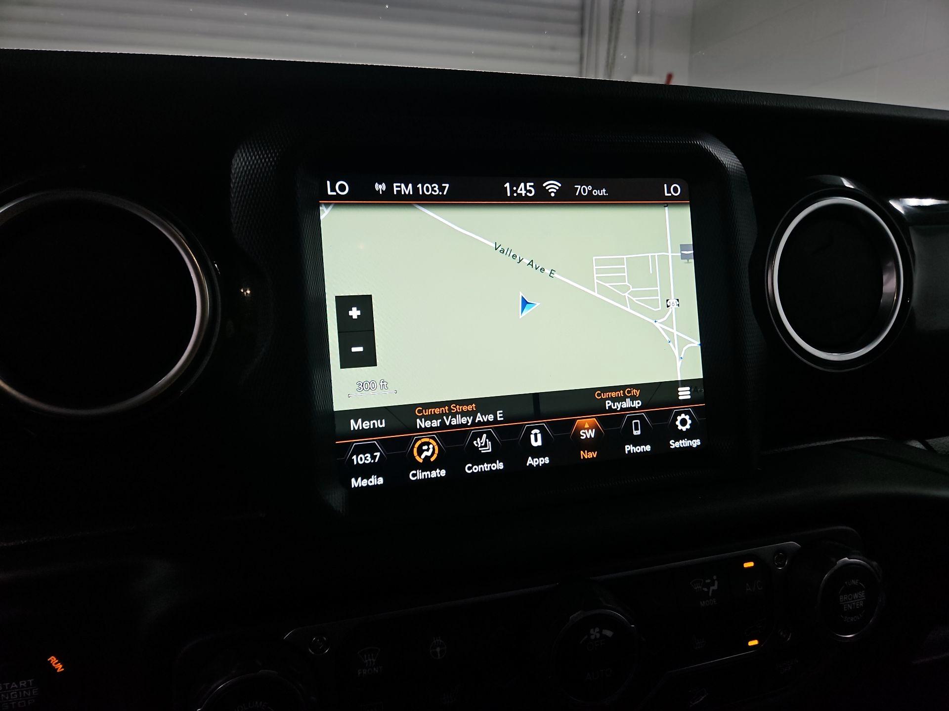 Thumbnail: 2020 Jeep Wrangler - 14