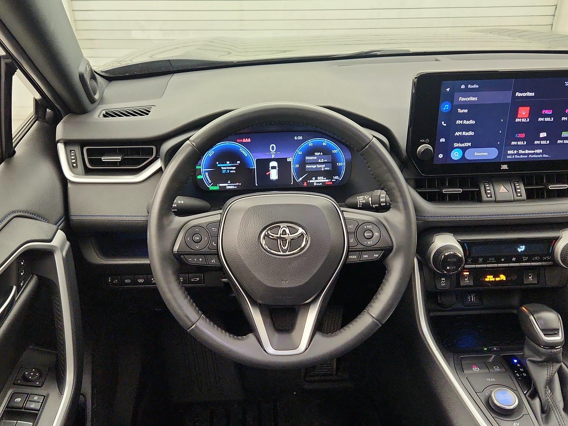Thumbnail: 2024 Toyota RAV4 - 10