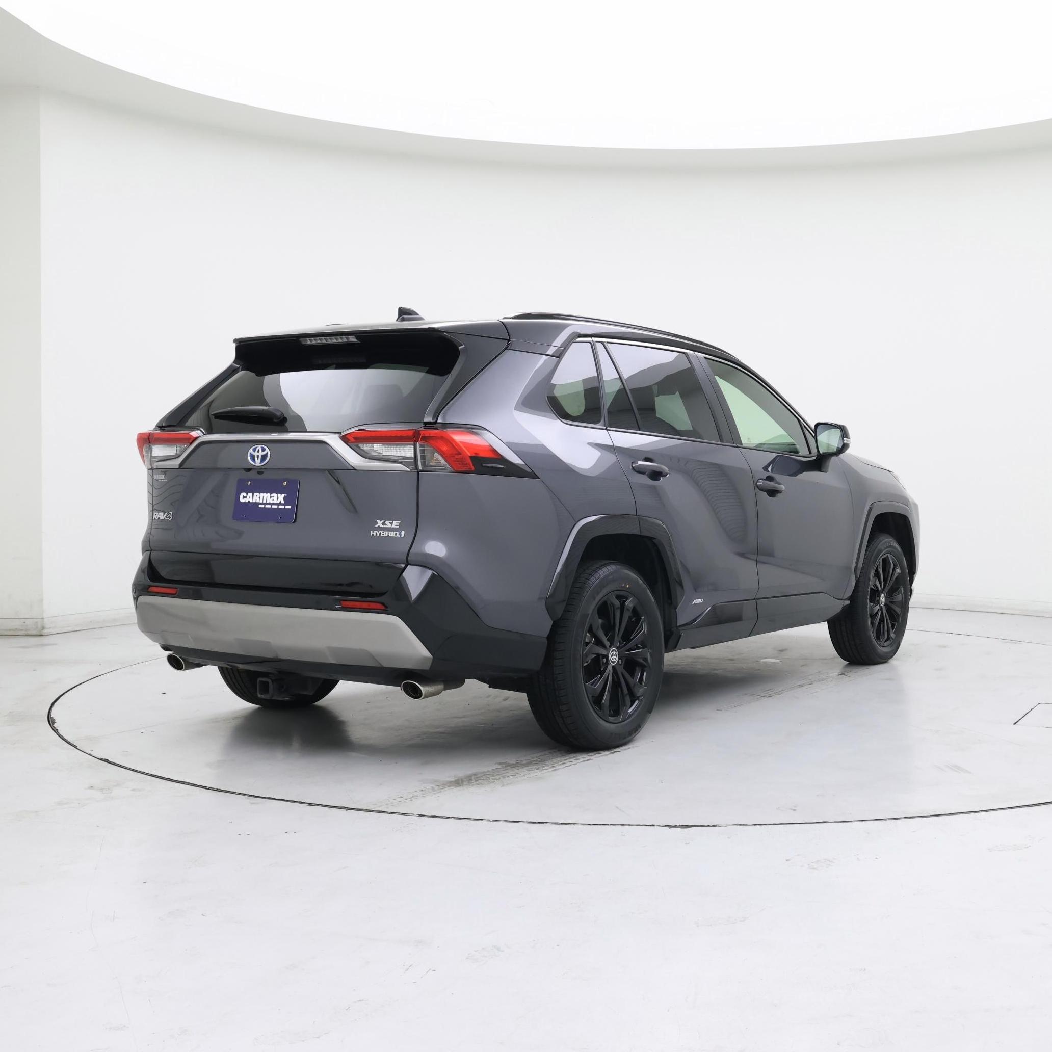Thumbnail: 2024 Toyota RAV4 - 8