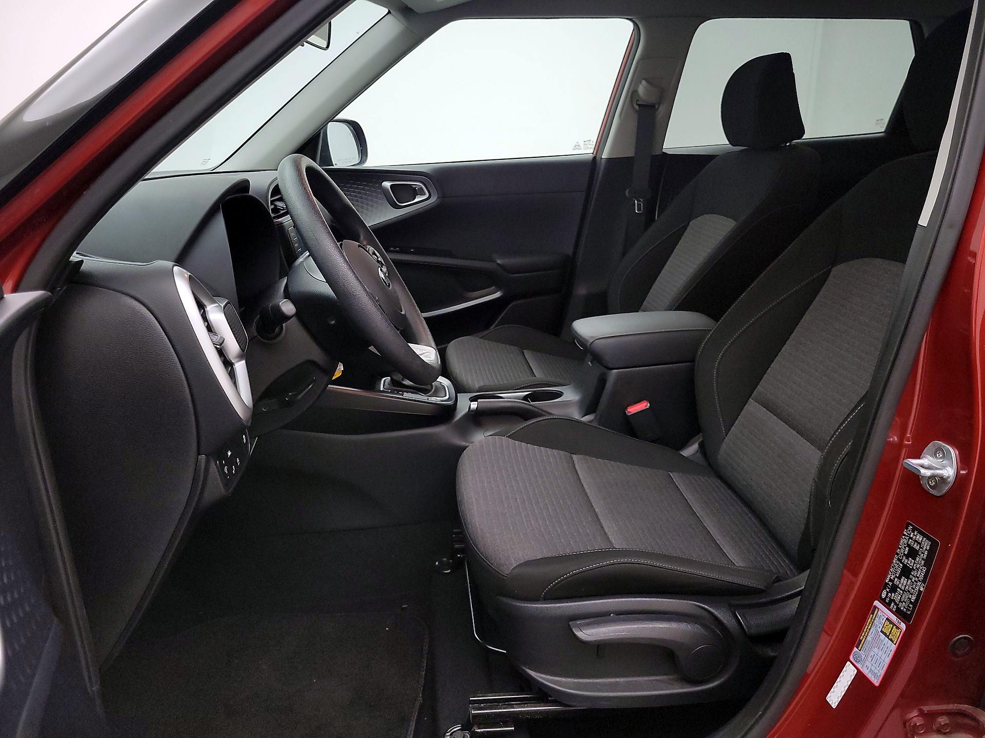 Thumbnail: 2020 Kia Soul - 11