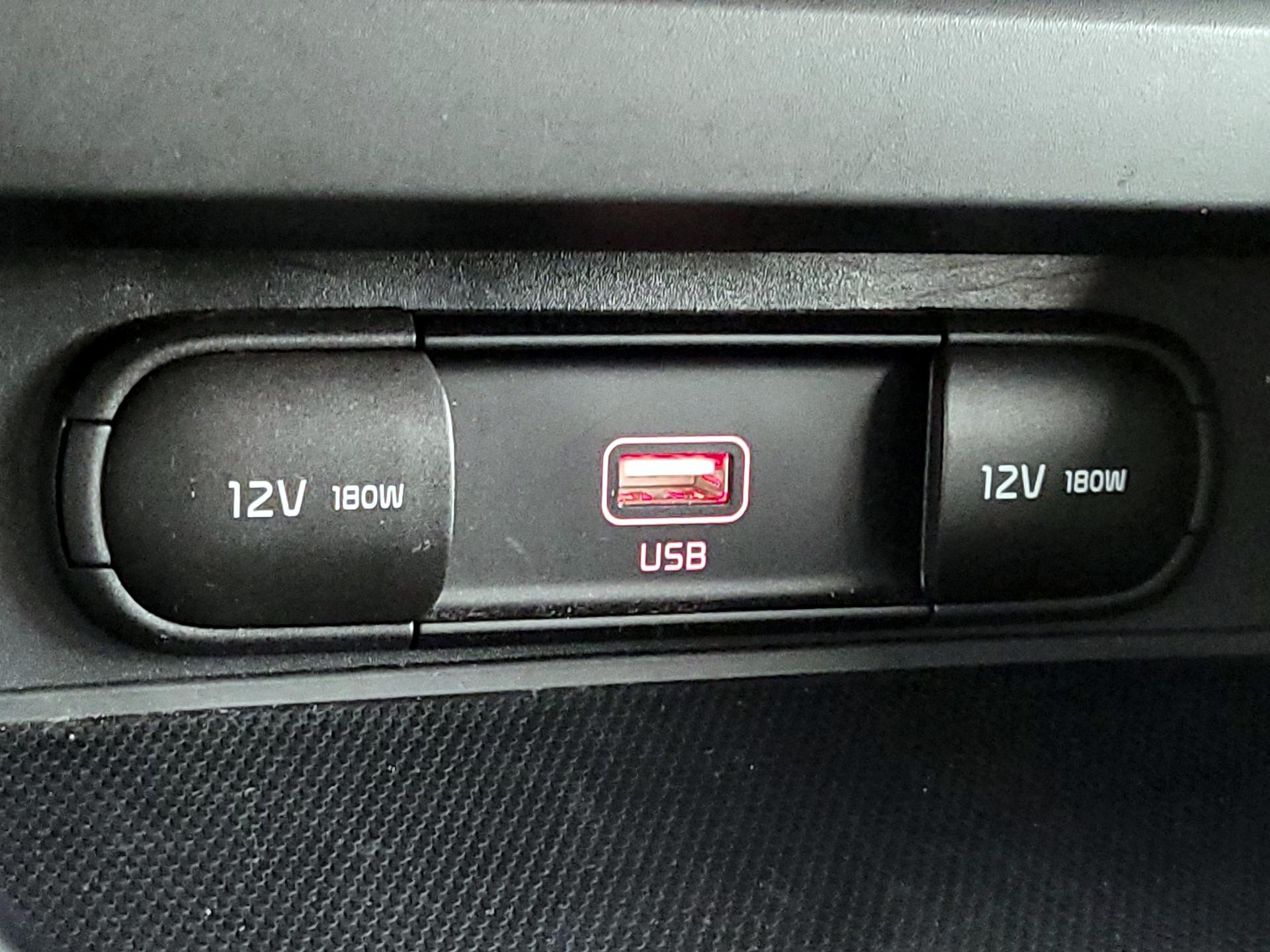 Thumbnail: 2020 Kia Soul - 18