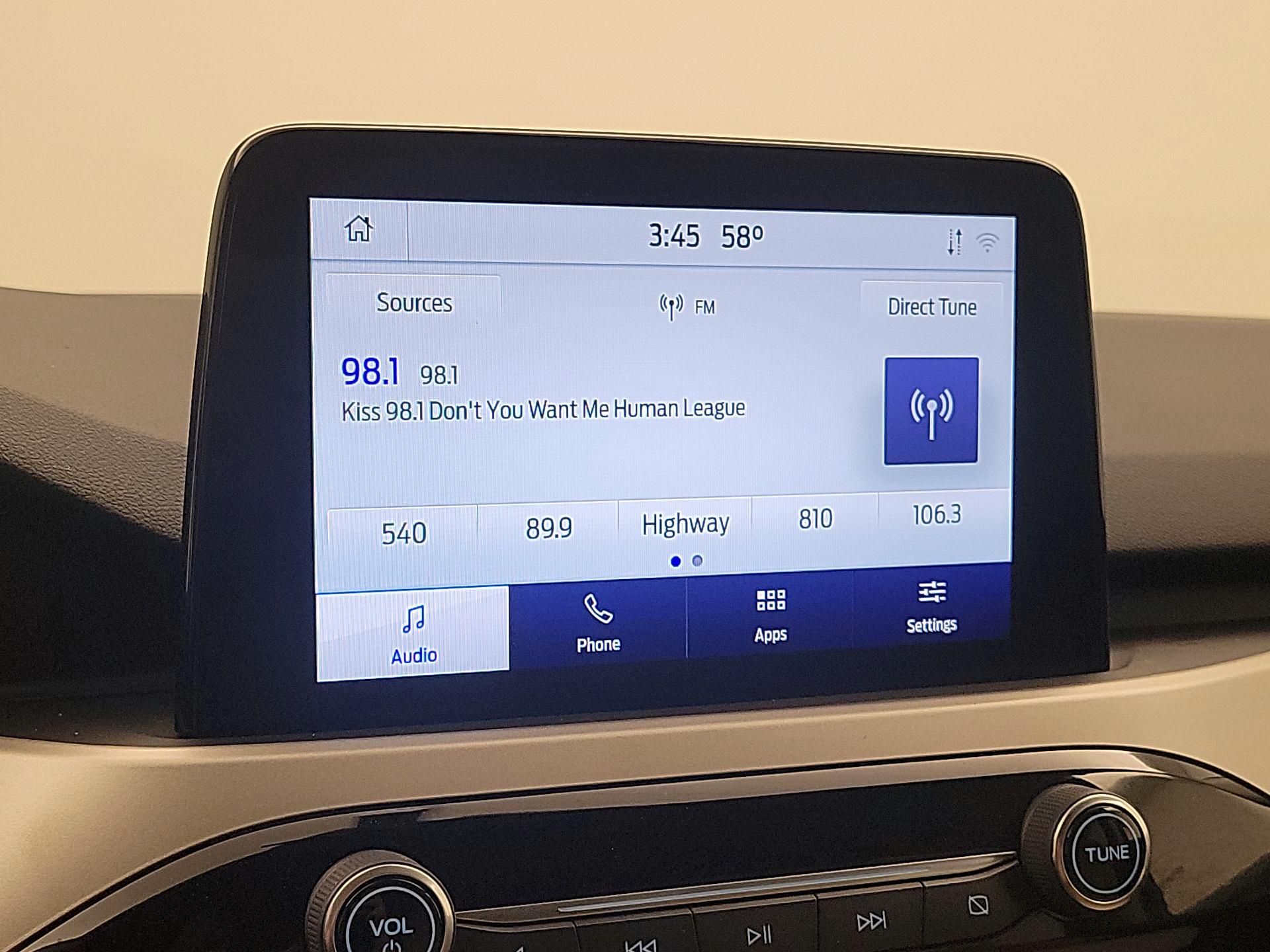 Thumbnail: 2021 Ford Escape - 15