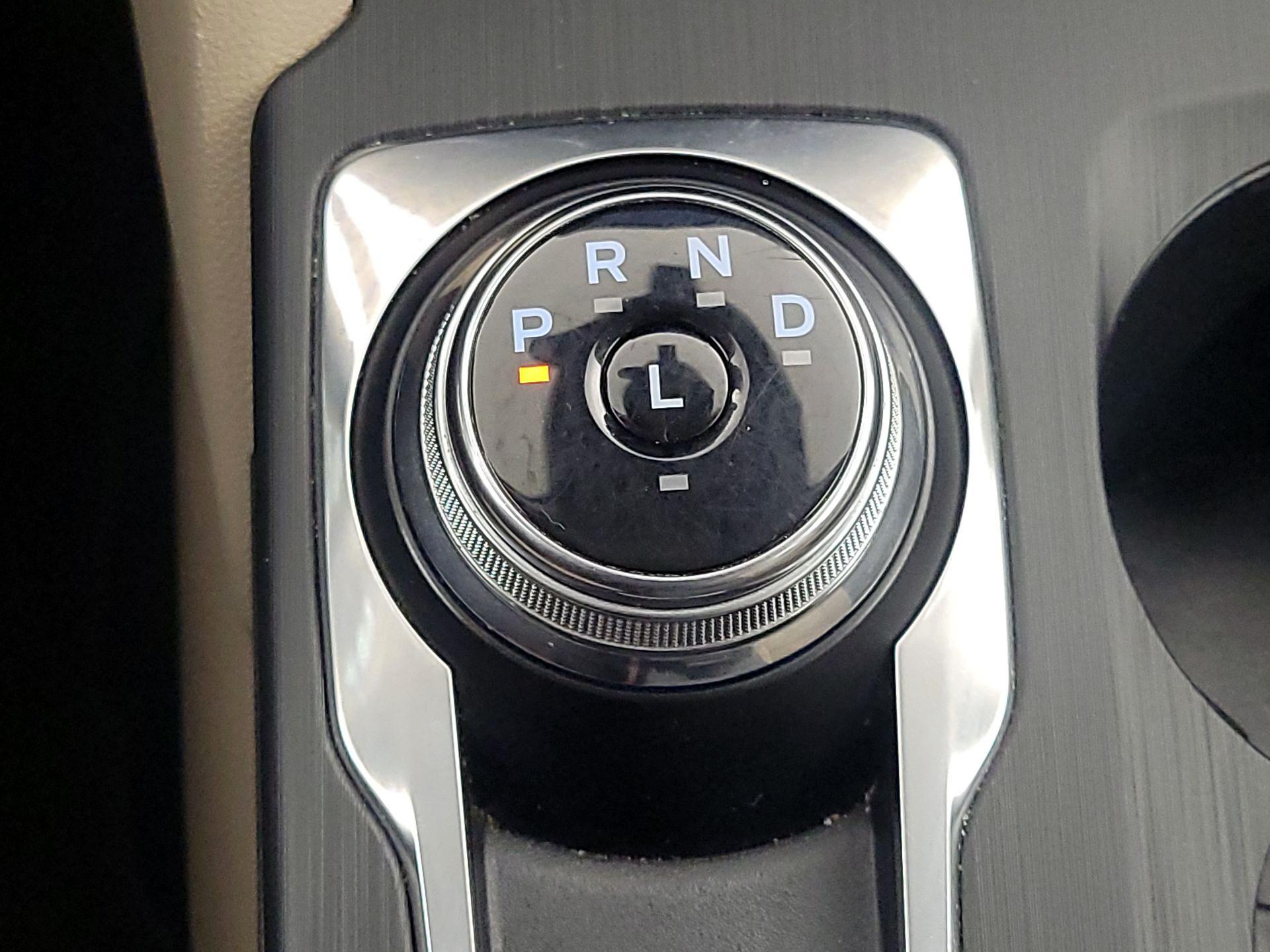 Thumbnail: 2021 Ford Escape - 17