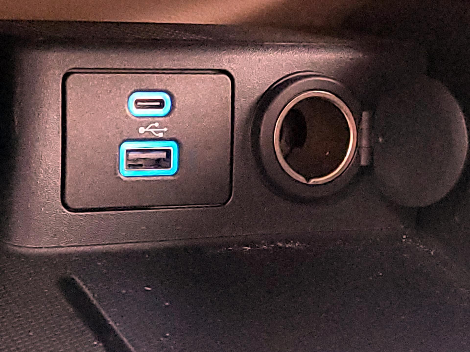 Thumbnail: 2021 Ford Escape - 18