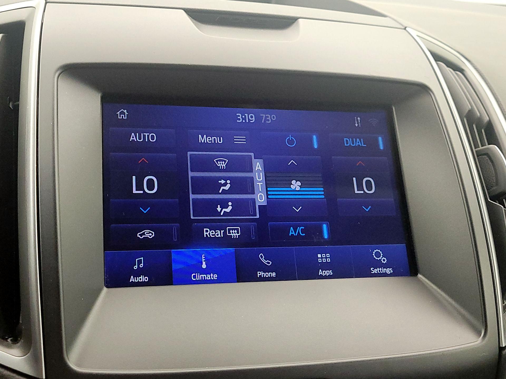 Thumbnail: 2020 Ford Edge - 16