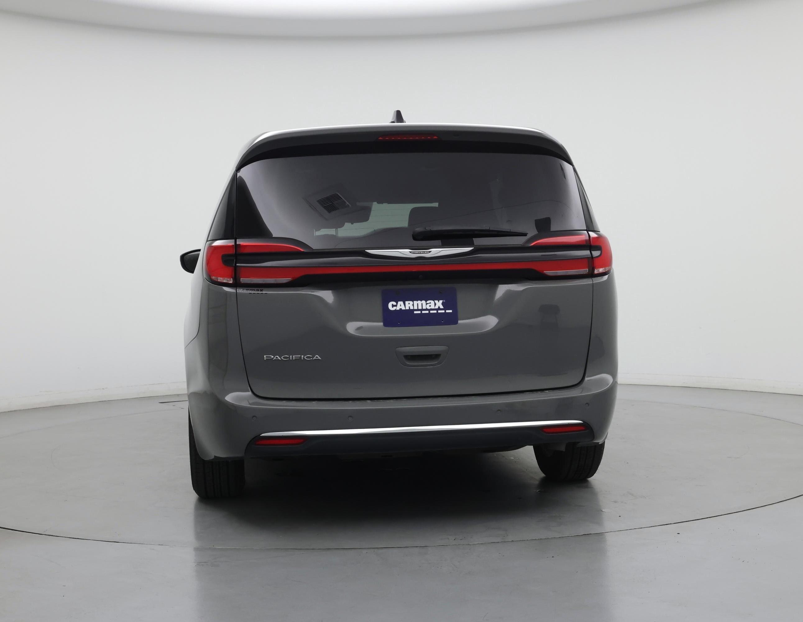 Thumbnail: 2023 Chrysler Pacifica - 6