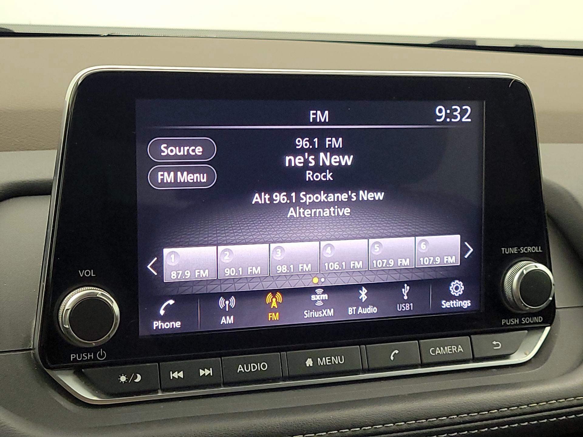 Thumbnail: 2021 Nissan Rogue - 15