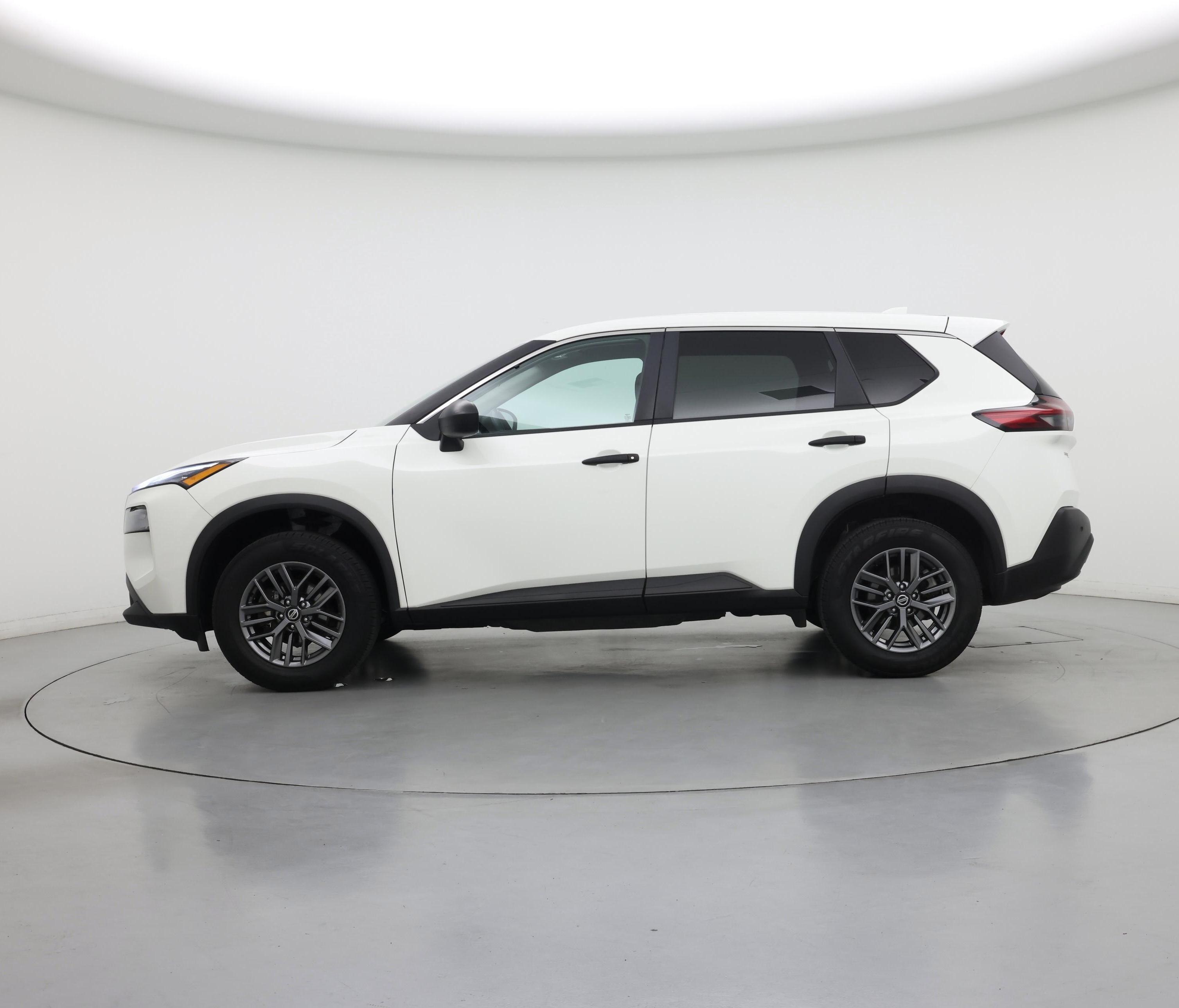 Thumbnail: 2021 Nissan Rogue - 3