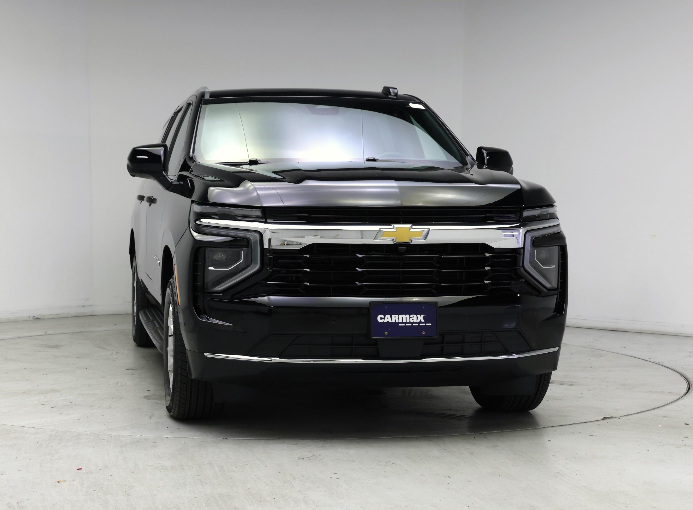 Thumbnail: 2025 Chevrolet Suburban - 5