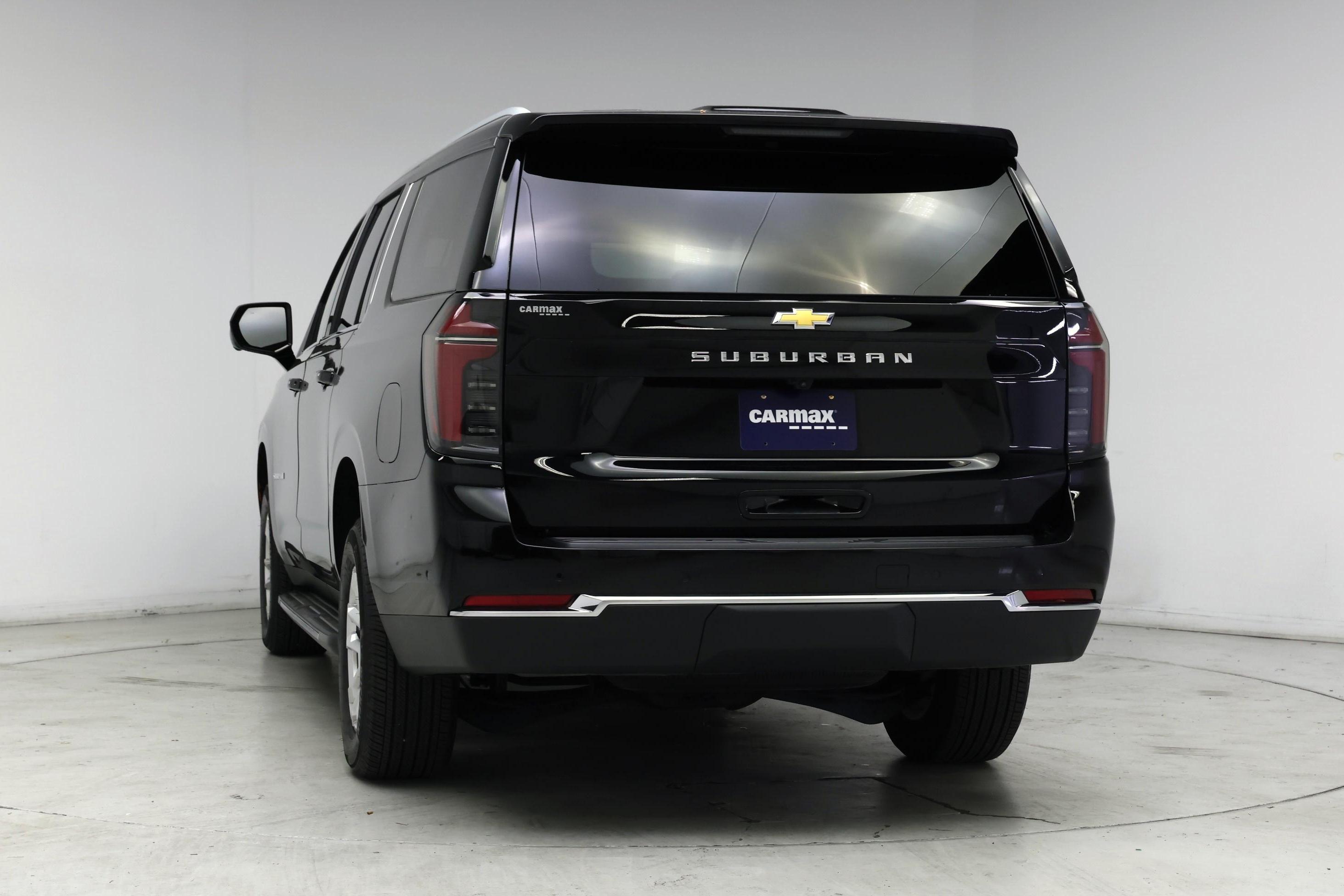 Thumbnail: 2025 Chevrolet Suburban - 6