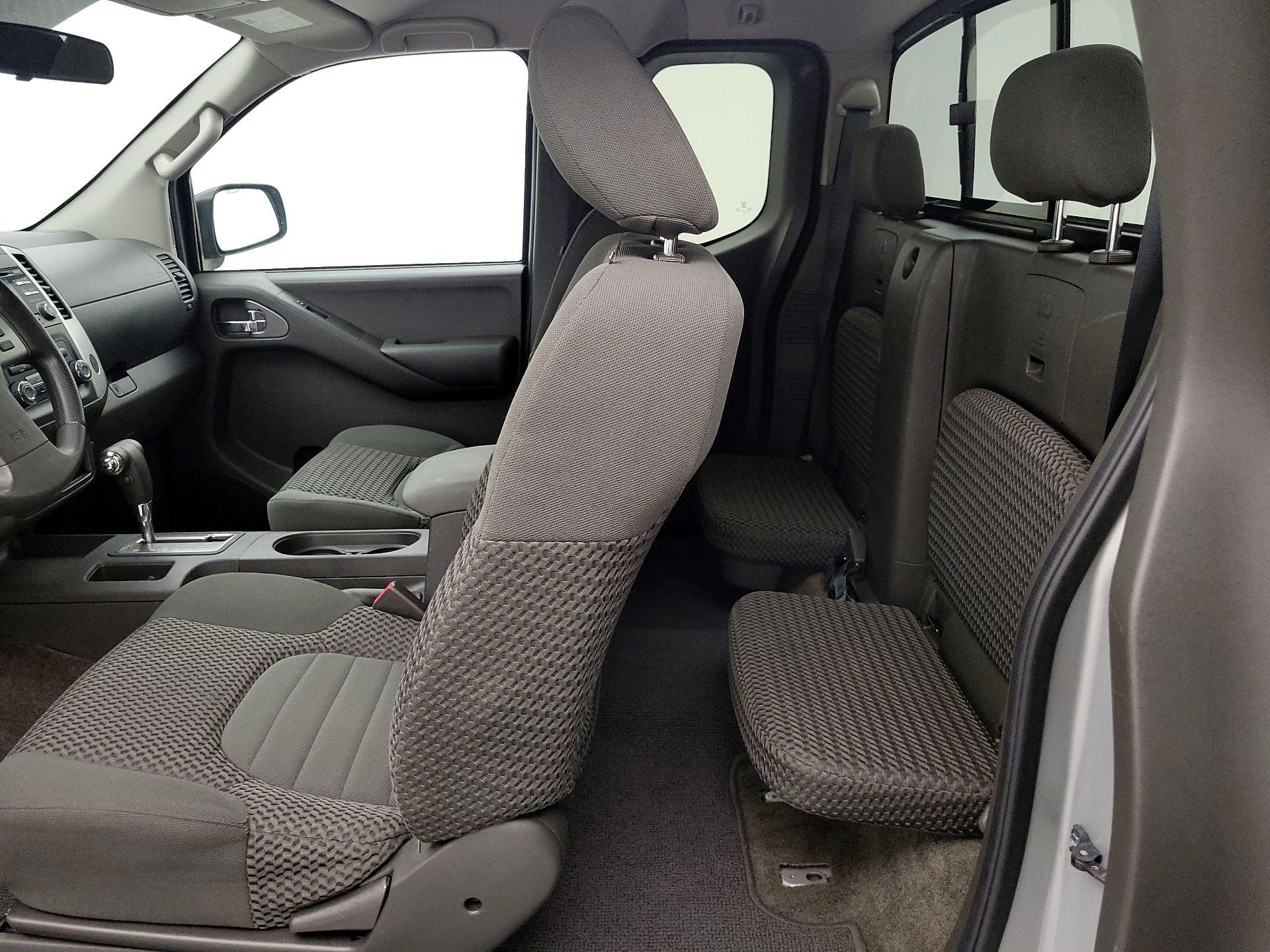 Thumbnail: 2014 Nissan Frontier - 18