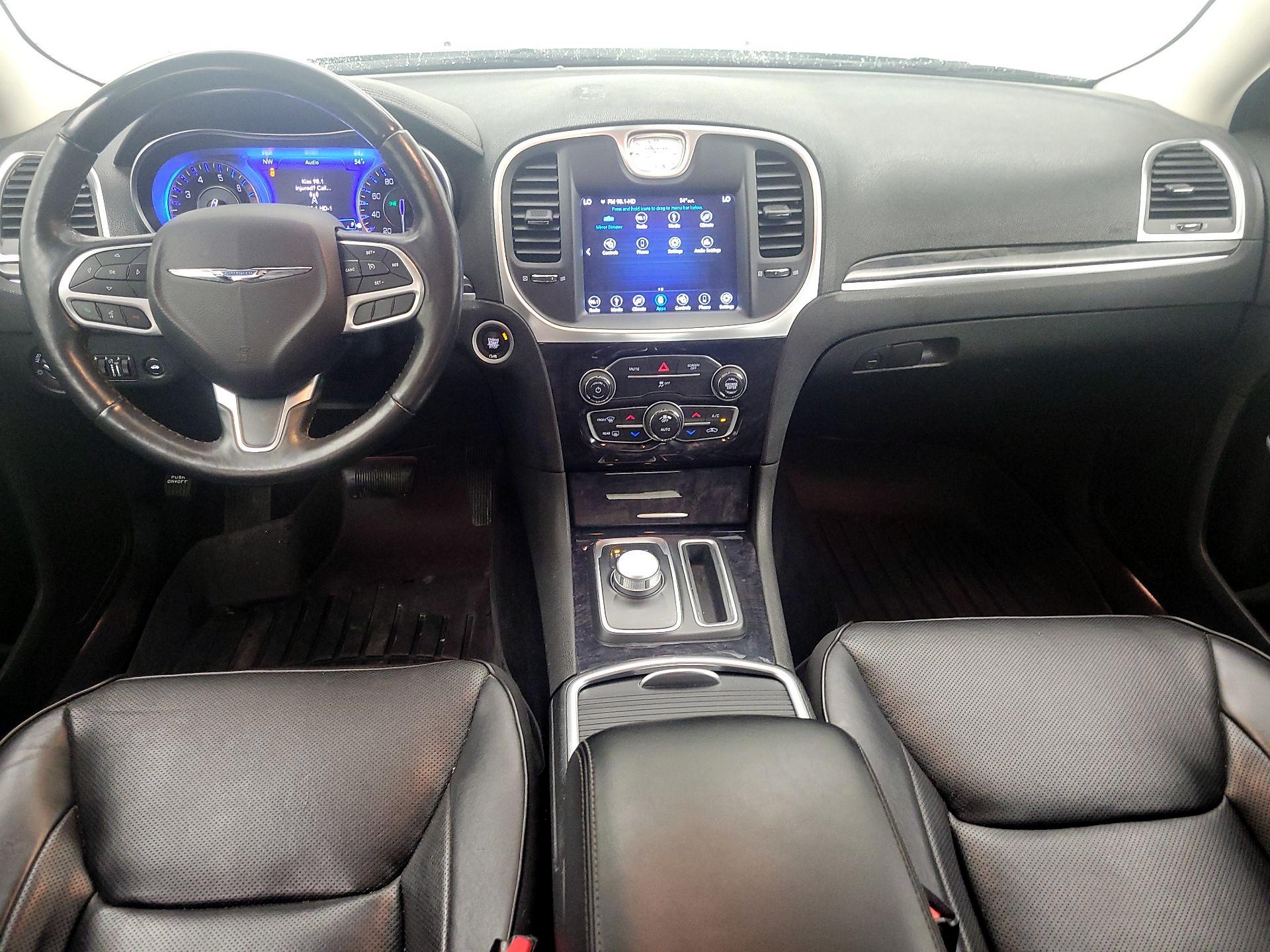 Thumbnail: 2019 Chrysler 300 - 9